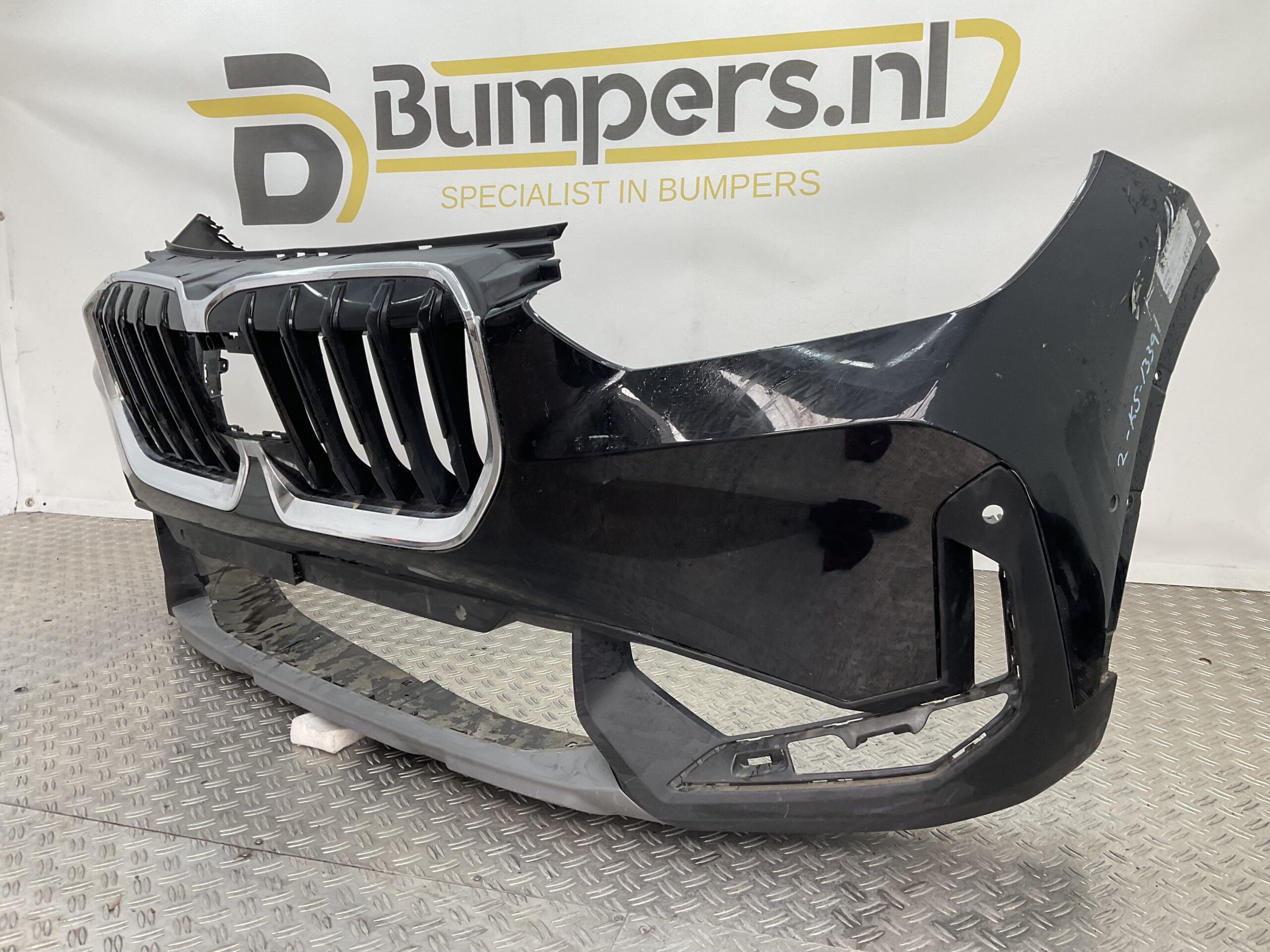 Bumper BMW X1 U11 51119883579 Voorbumper K5-13391