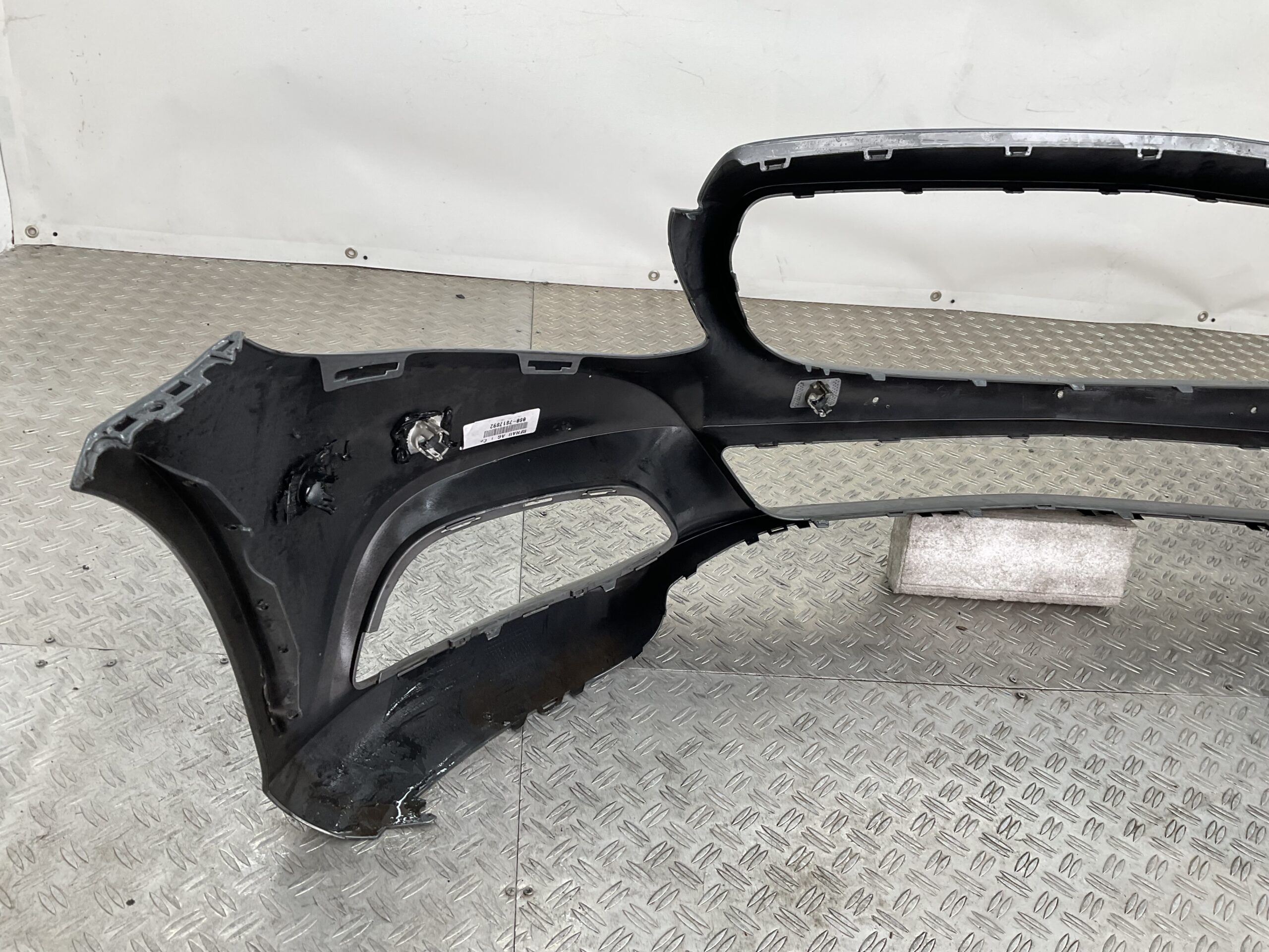 Bumper Mercedes C Klasse W205 14-17 A2058851101 Voorbumper A4-18130
