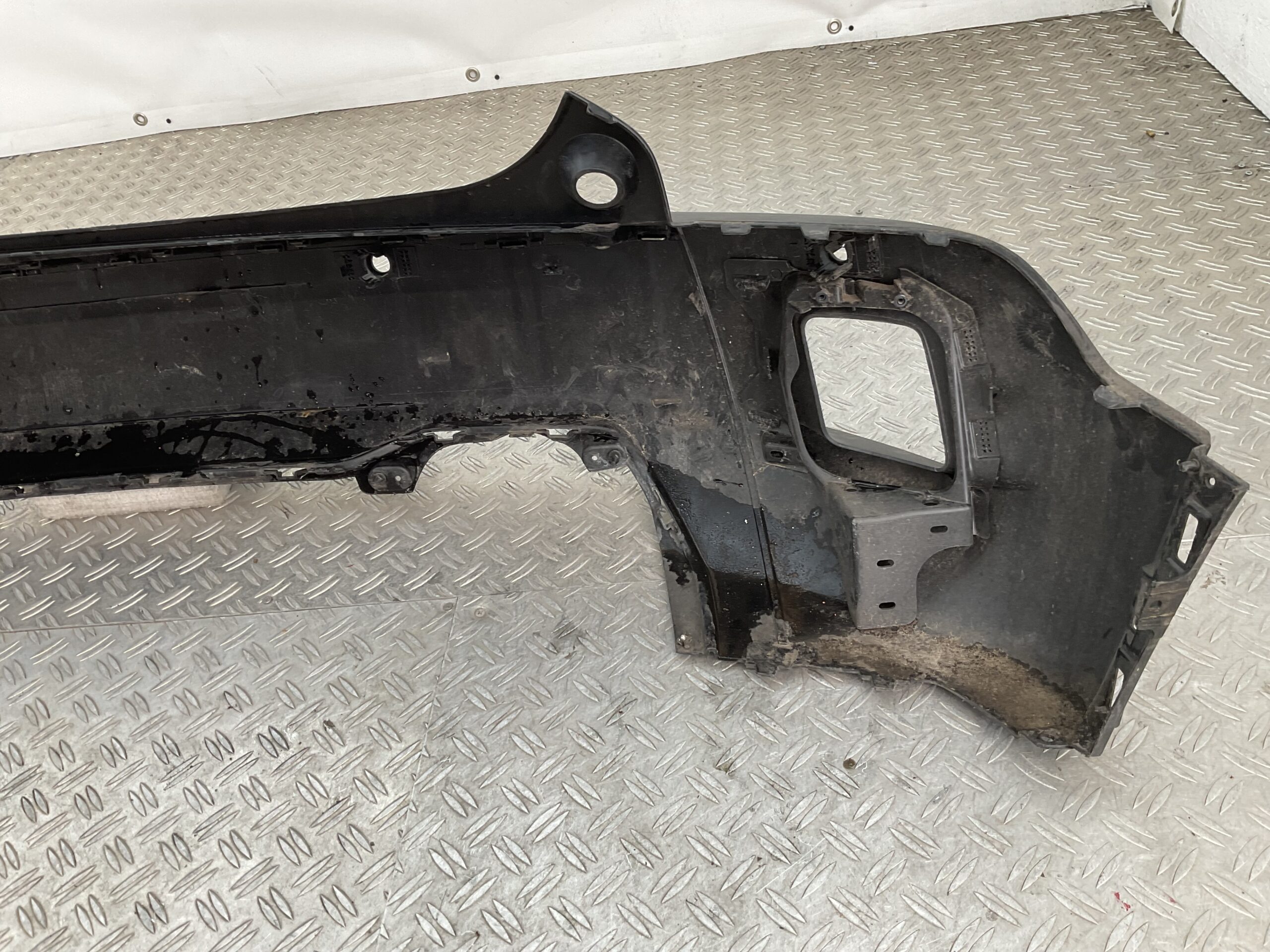Bumper Peugeot 2008 II 19-23 9825844480 Achterbumper F2-19106