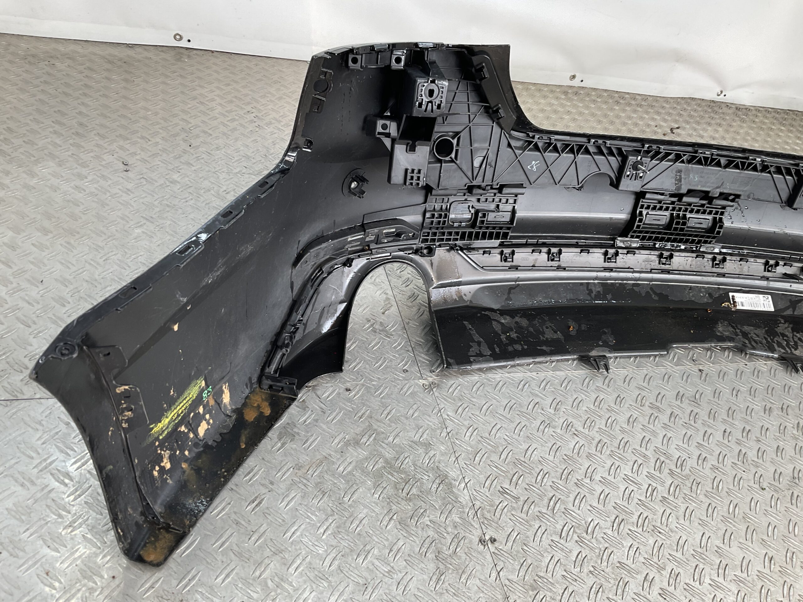 Bumper Audi A4 S4 B9 8W 15-19 8W6807511C Achterbumper F2-19118