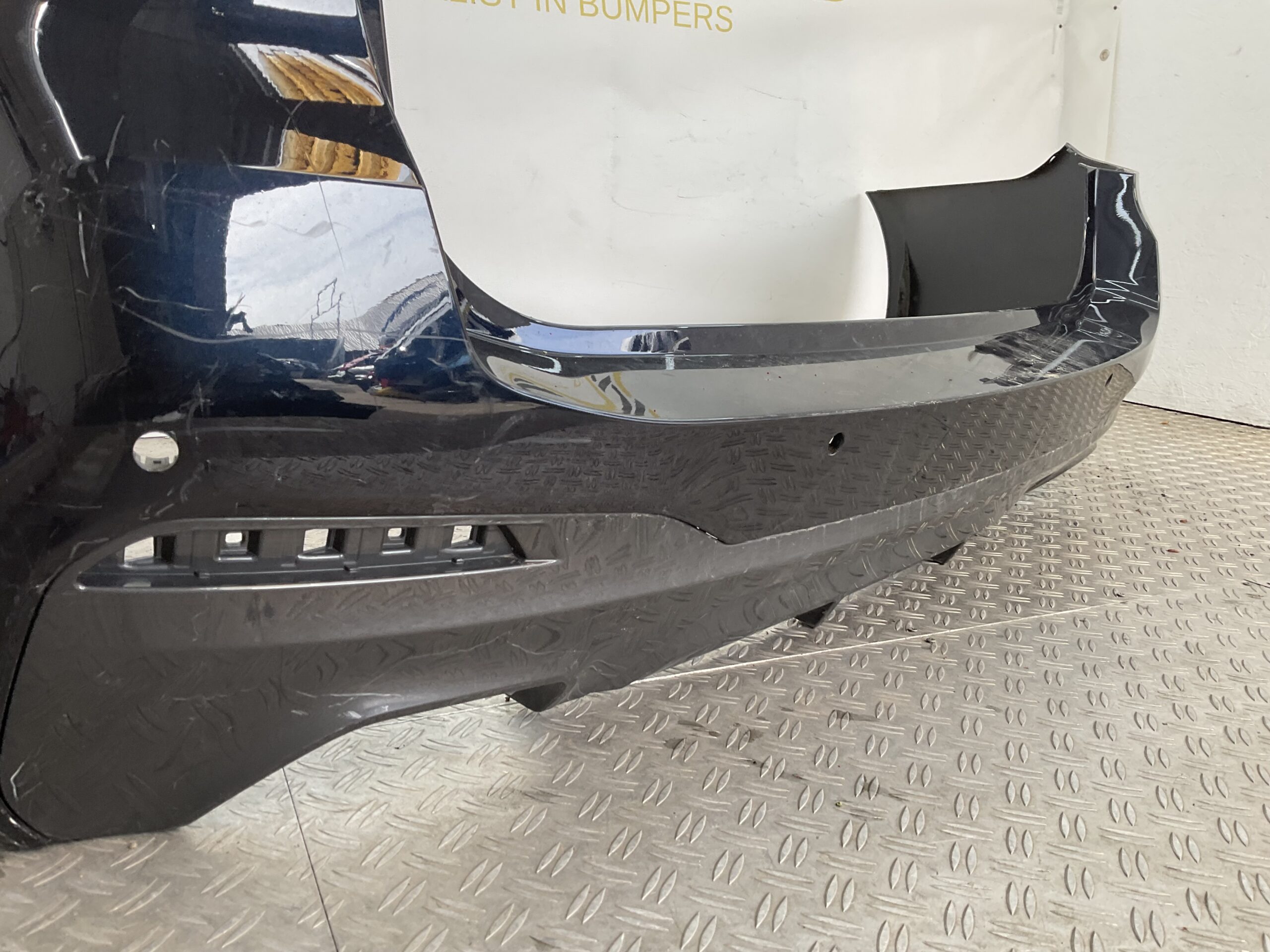 Bumper BMW 5 Serie G30 G31 G38 M Performance 16- 51128080630 Achterbumper F2-19143