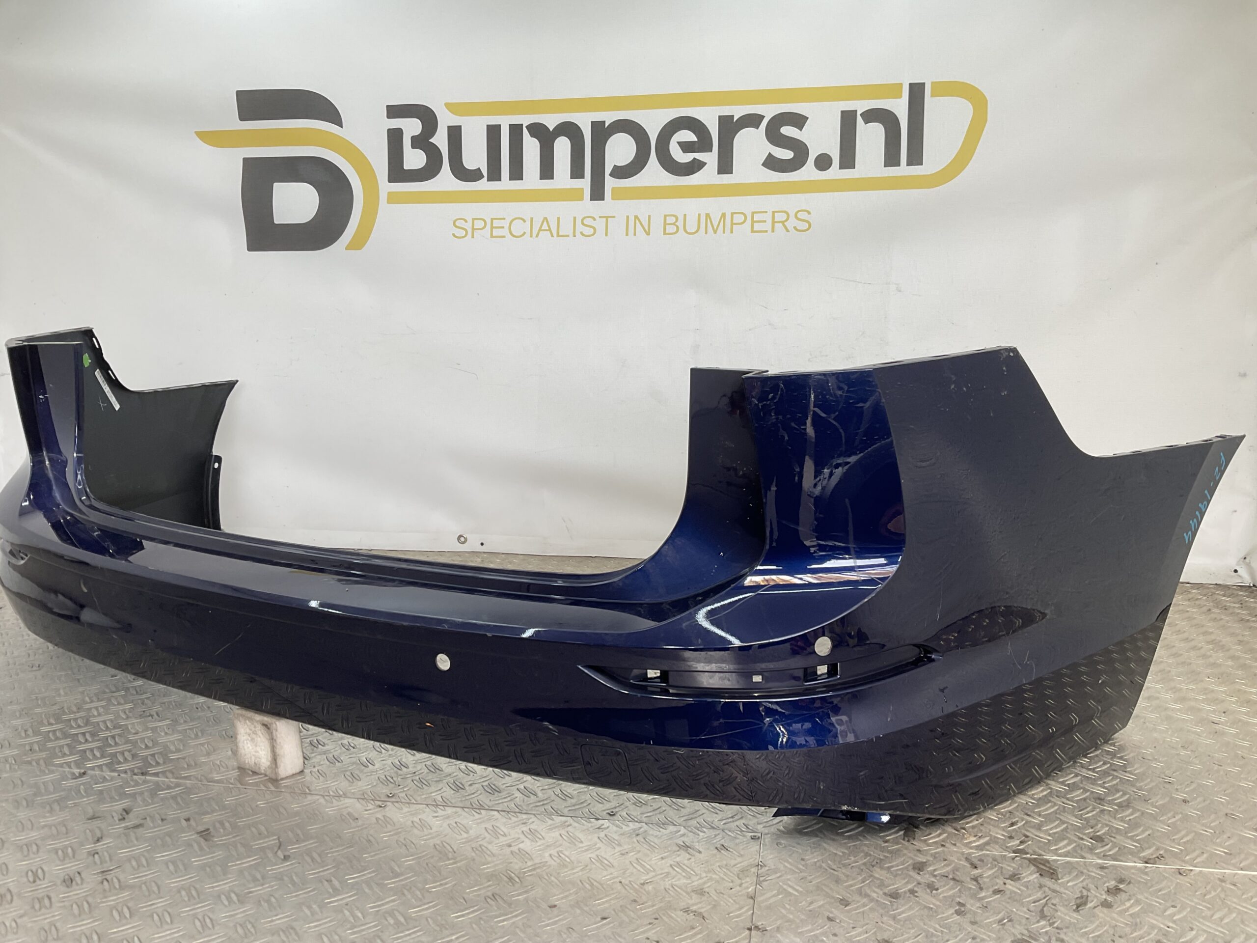 Bumper Volkswagen VW Golf 8 VIII TSI 4xpdc 5H9807421F Achterbumper F2-19144