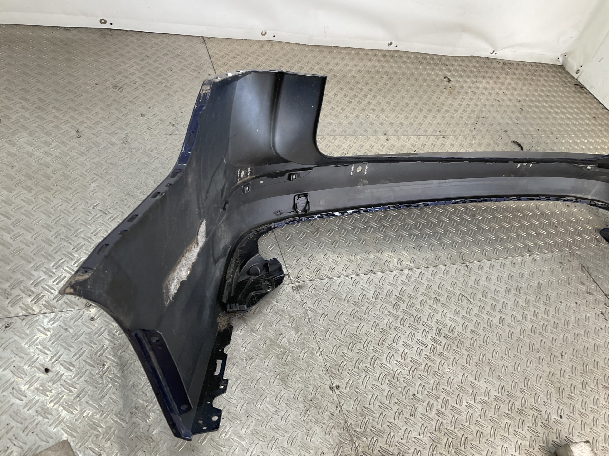 Bumper Volkswagen VW Golf 8 VIII TSI 4xpdc 5H9807421F Achterbumper F2-19144