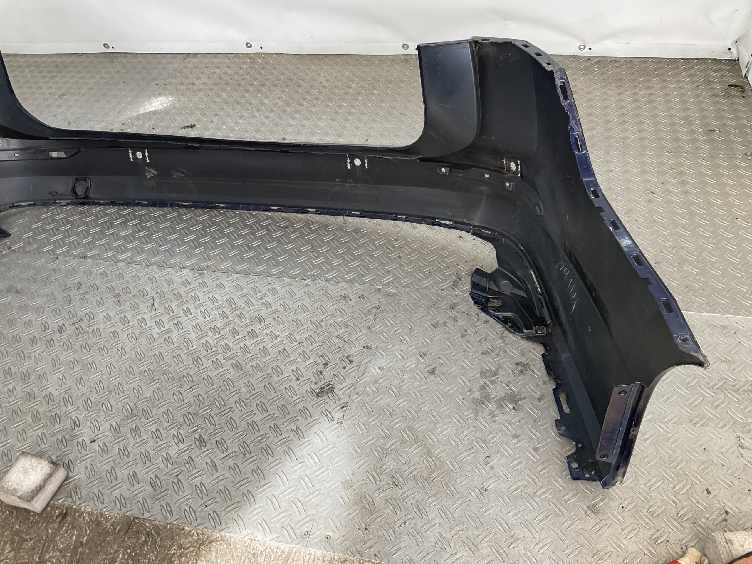 Bumper Volkswagen VW Golf 8 VIII TSI 4xpdc 5H9807421F Achterbumper F2-19144