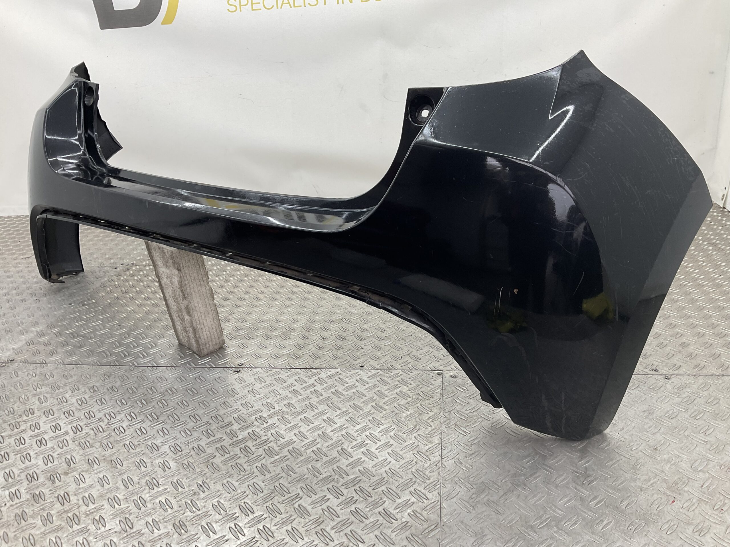 Bumper Toyota Yaris 21-24 52159-K0030740 Achterbumper F3-18232
