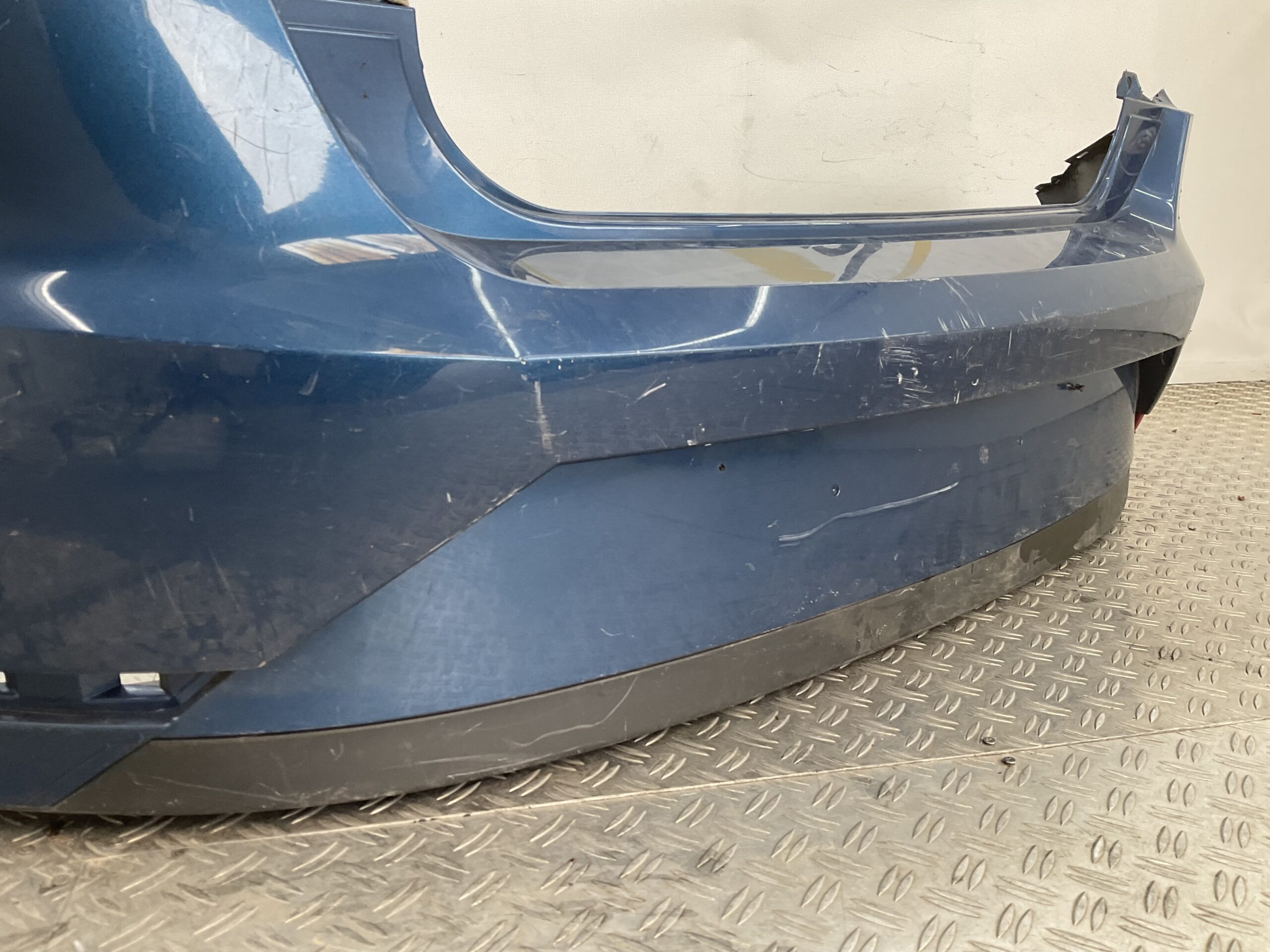 Bumper Seat Ibiza IV 6J 6P 8-17 6J3807421E Achterbumper F2-19157