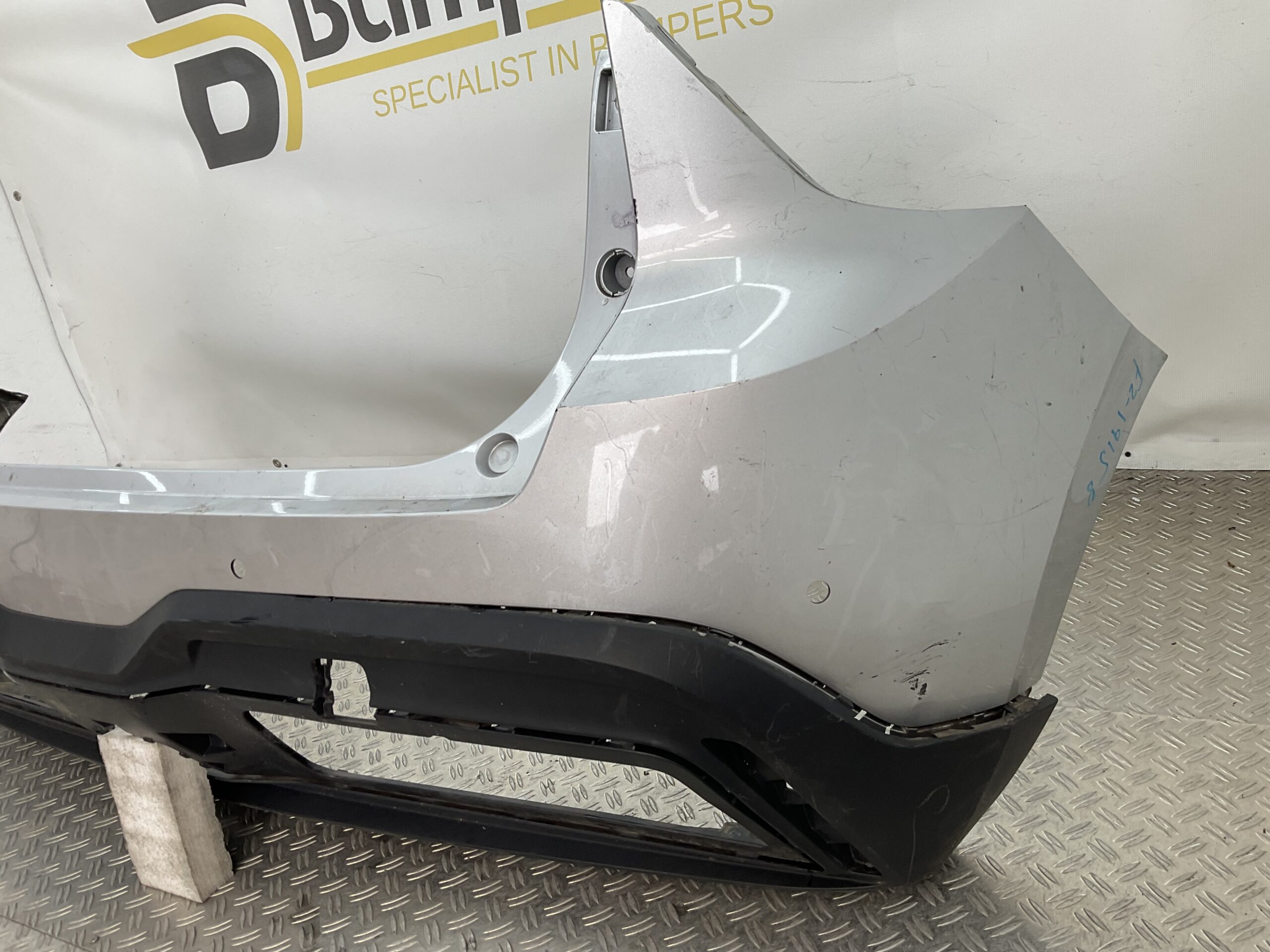 Bumper MG MG4 EV 22-24 P11135781 Achterbumper F2-19158