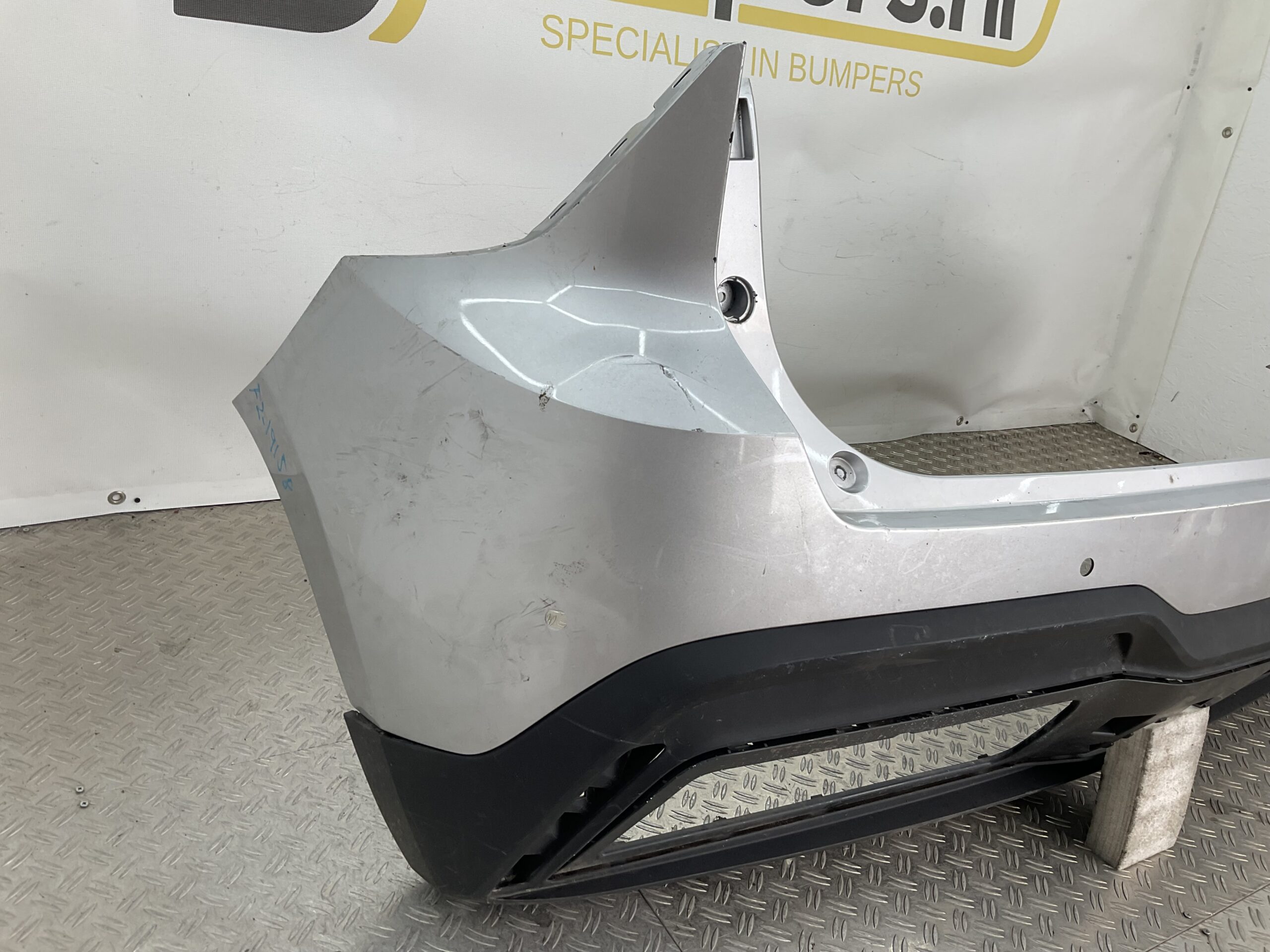 Bumper MG MG4 EV 22-24 P11135781 Achterbumper F2-19158