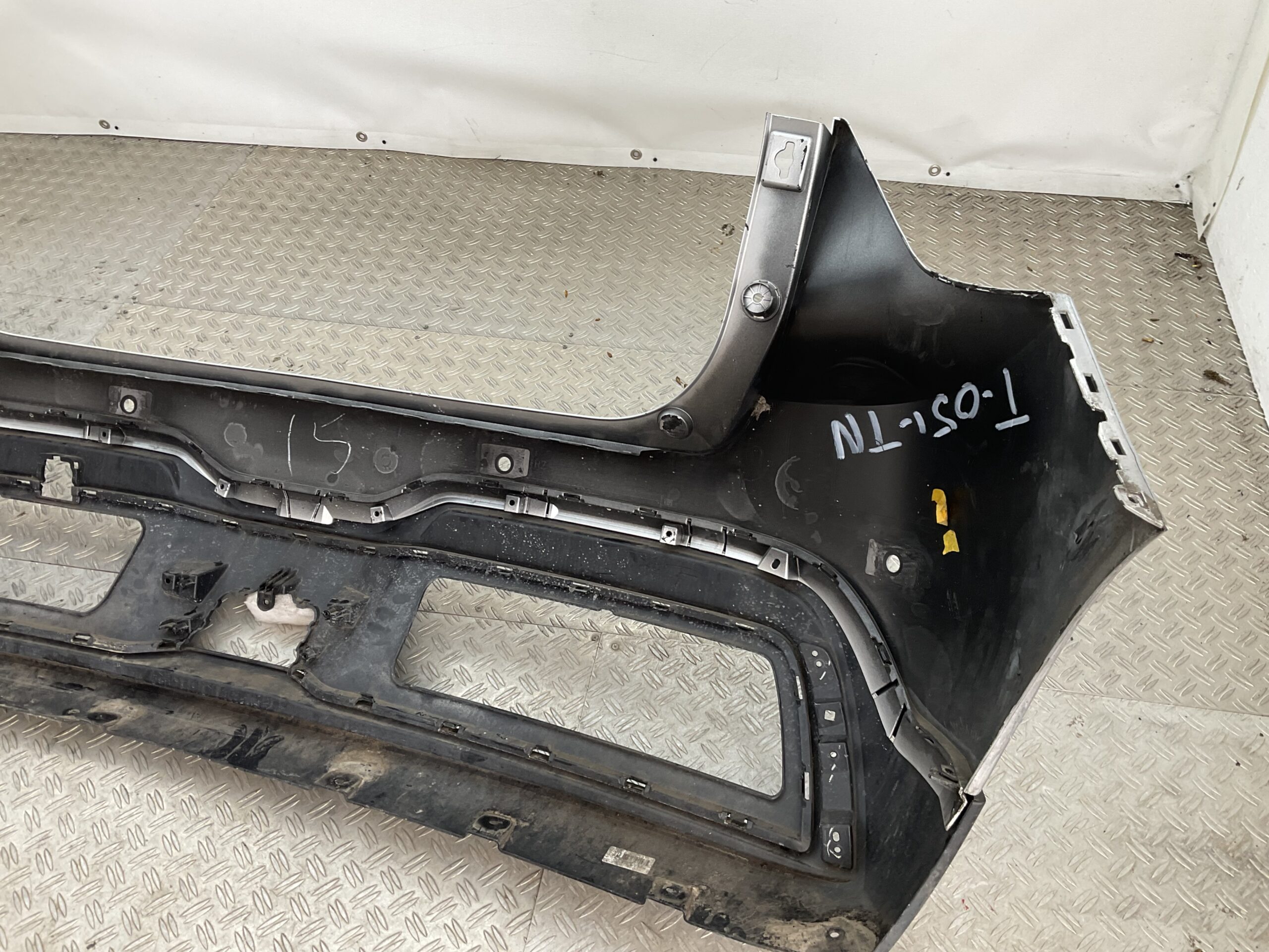 Bumper MG MG4 EV 22-24 P11135781 Achterbumper F2-19158