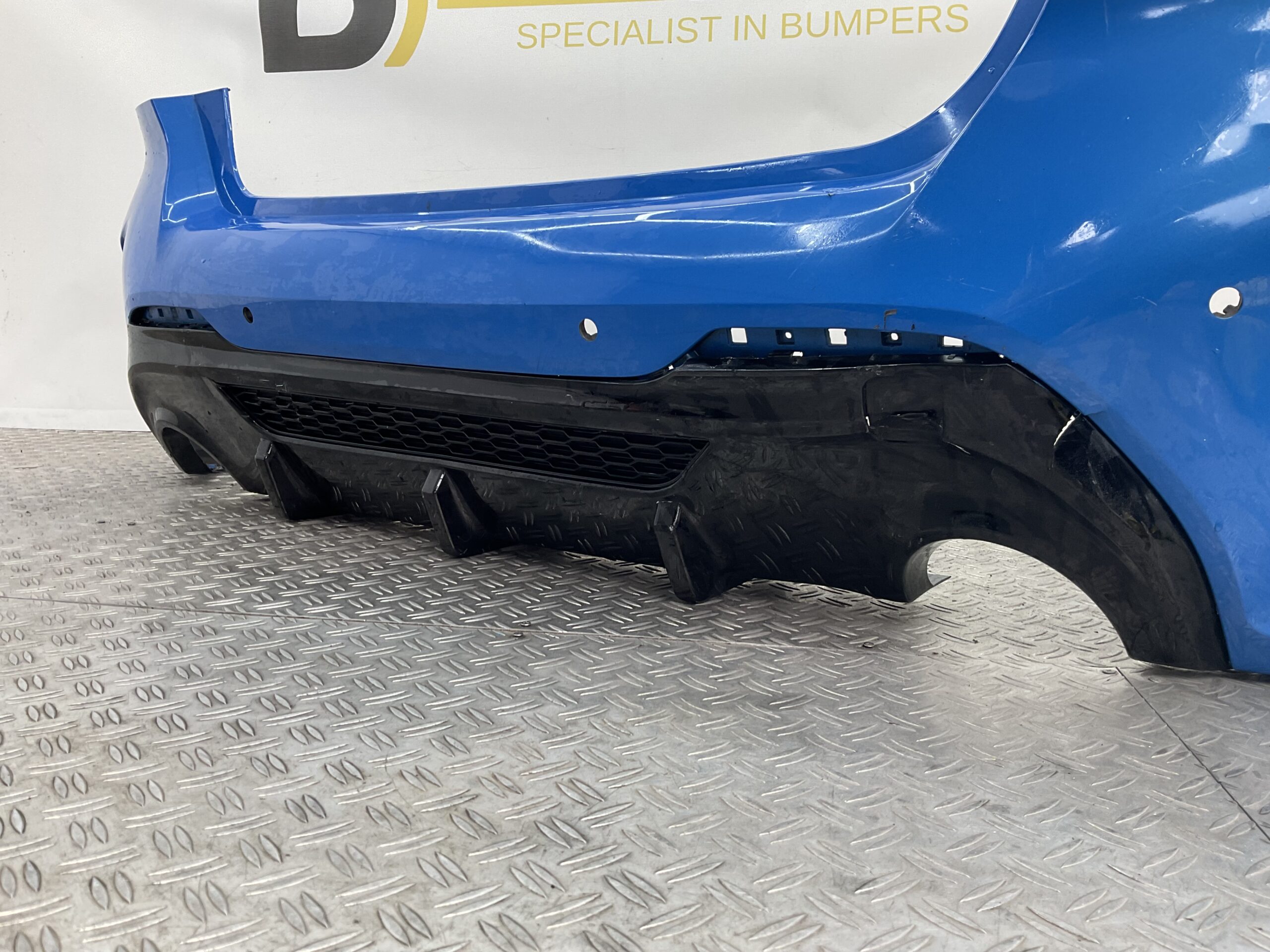 Bumper BMW 1 Serie F40 M Sport Pakket 2020- 211636-11 Achterbumper F3-18241