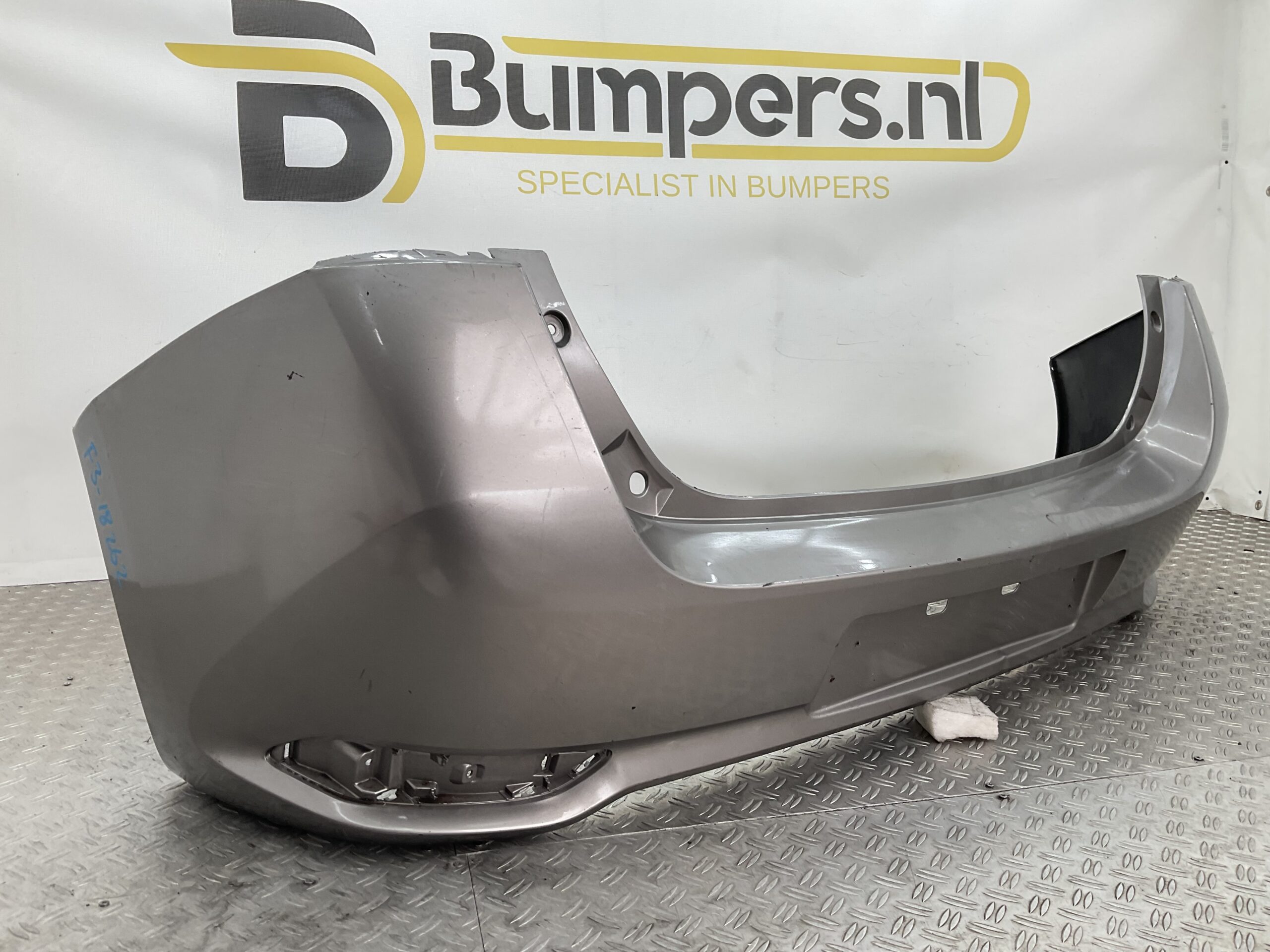 Bumper Toyota Auris E180 12-18 5215902D30 Achterbumper F3-18262
