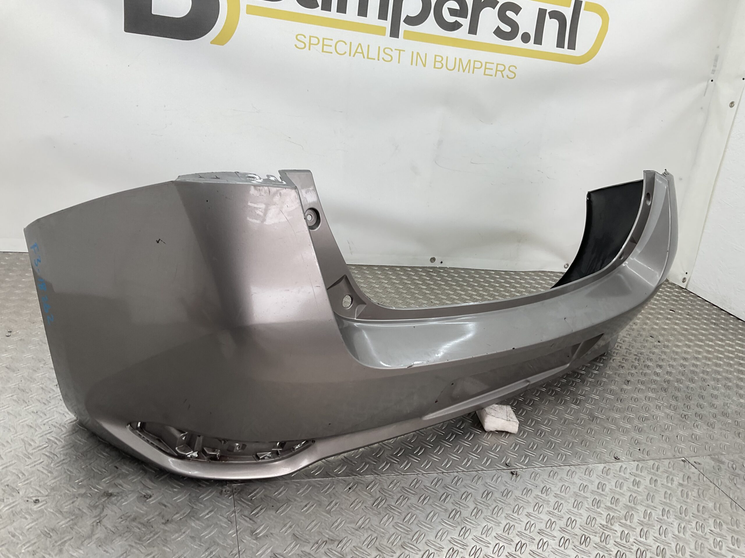 Bumper Toyota Auris E180 12-18 5215902D30 Achterbumper F3-18262