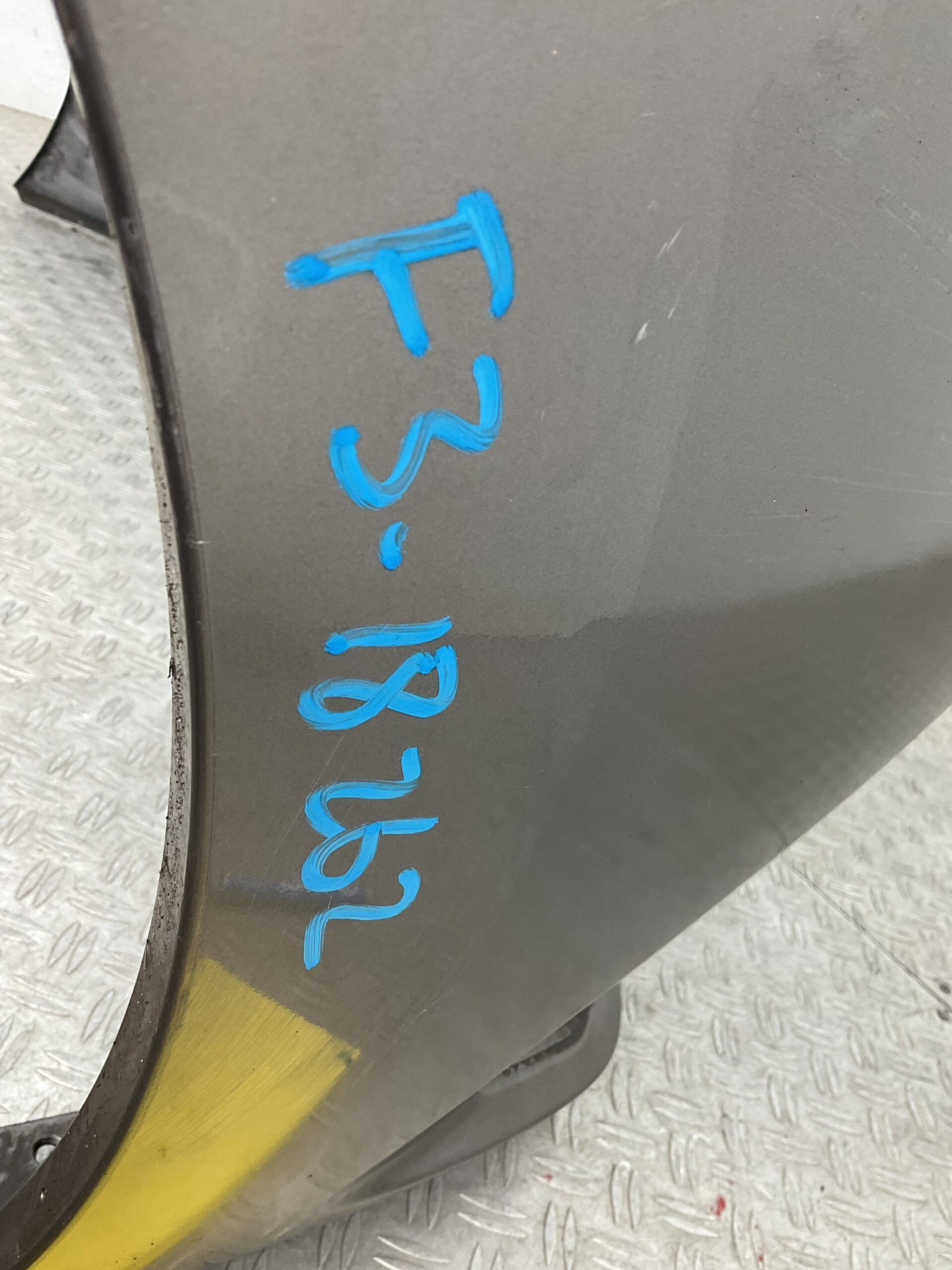 Bumper Toyota Auris E180 12-18 5215902D30 Achterbumper F3-18262