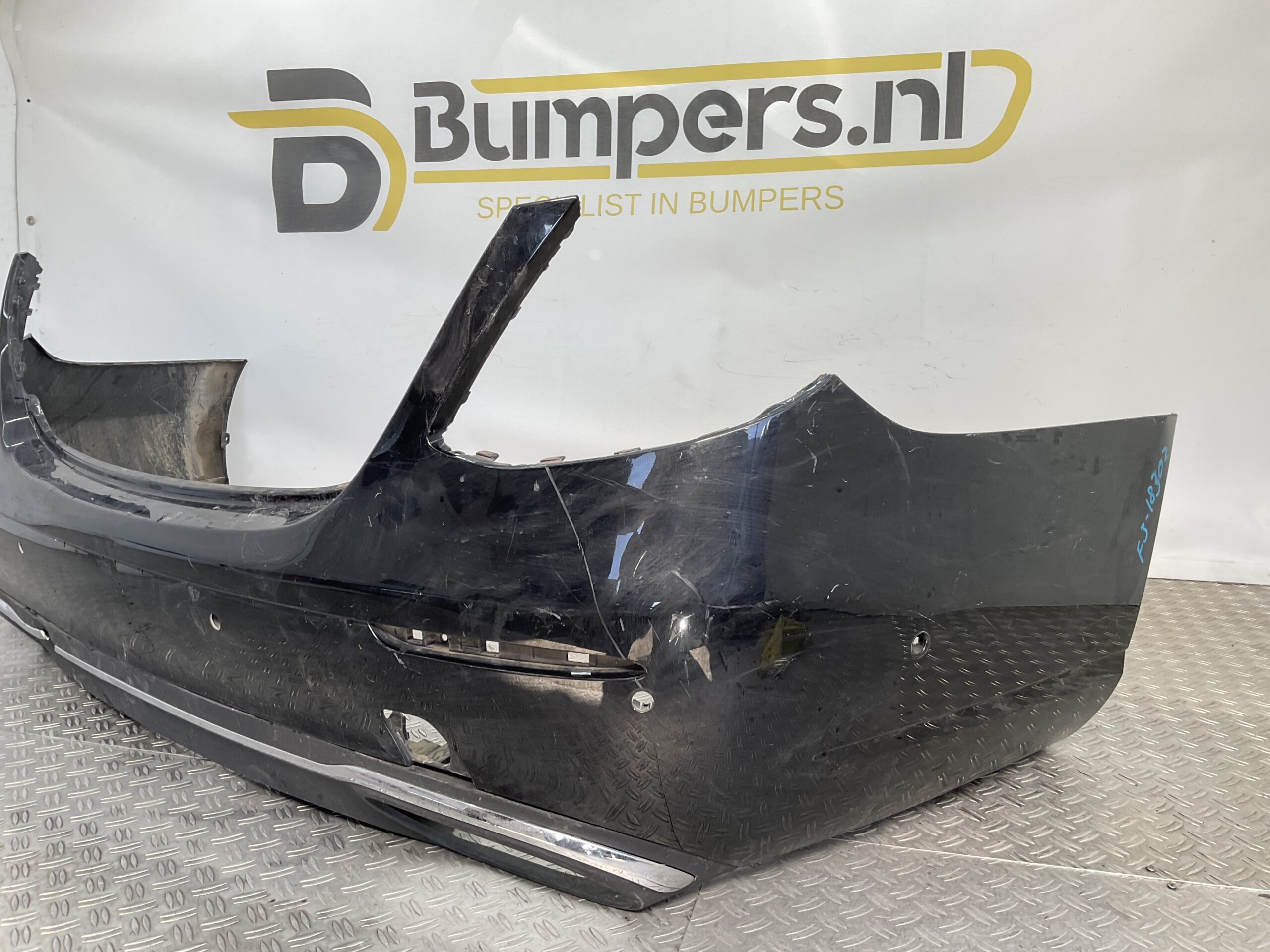 Bumper Mercedes E Klasse W213 Sedan 6xpdc 16-19 A2138850025 Achterbumper F3-18302