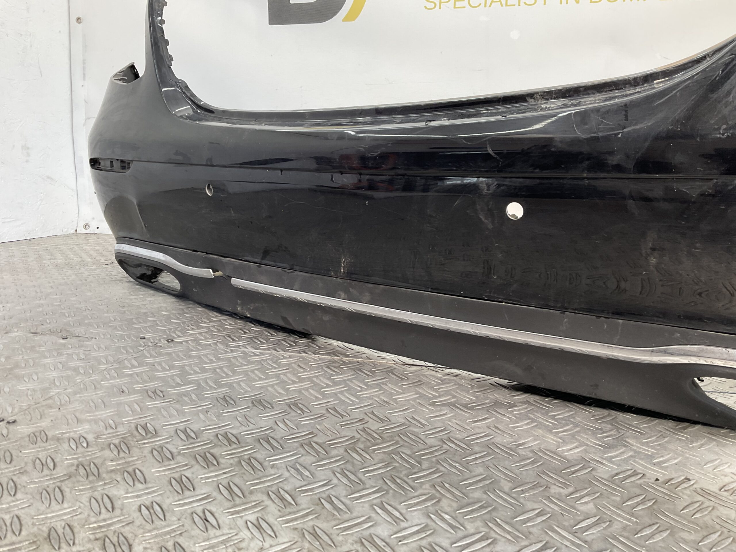 Bumper Mercedes E Klasse W213 Sedan 6xpdc 16-19 A2138850025 Achterbumper F3-18302