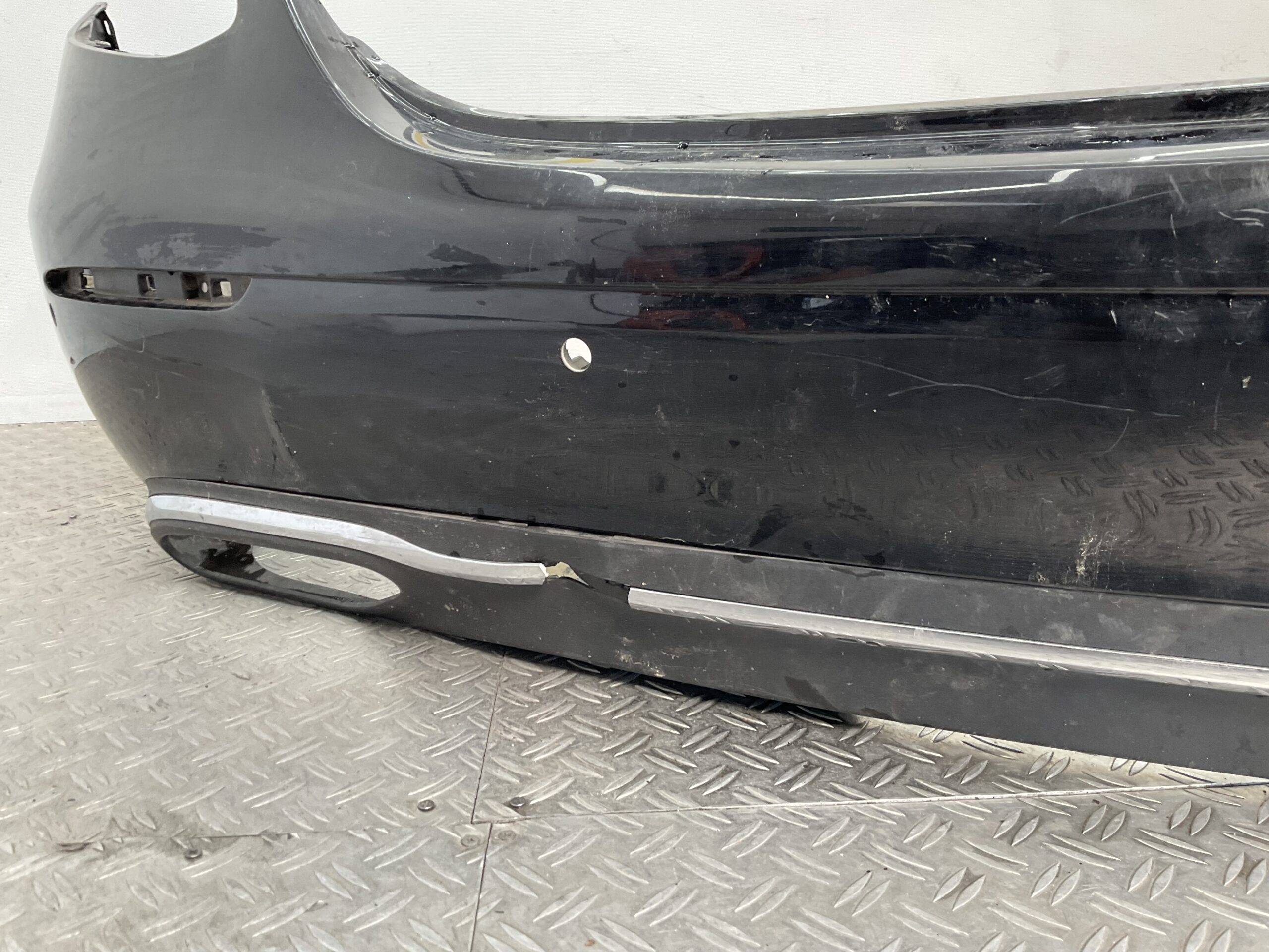 Bumper Mercedes E Klasse W213 Sedan 6xpdc 16-19 A2138850025 Achterbumper F3-18302