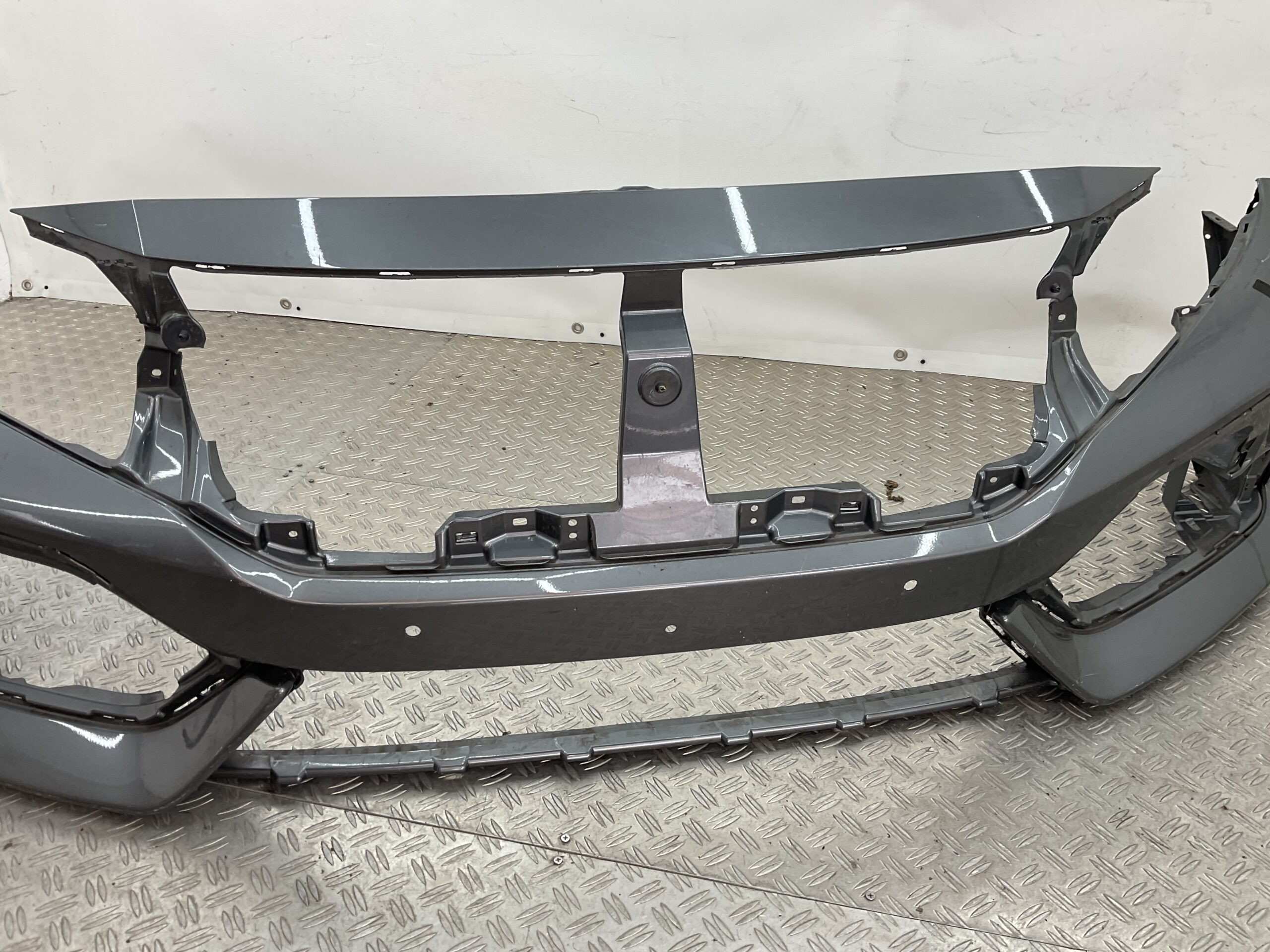 Bumper Honda Civic MK10 17-21 71101-TGG-ZZ00 Voorbumper D10-19389