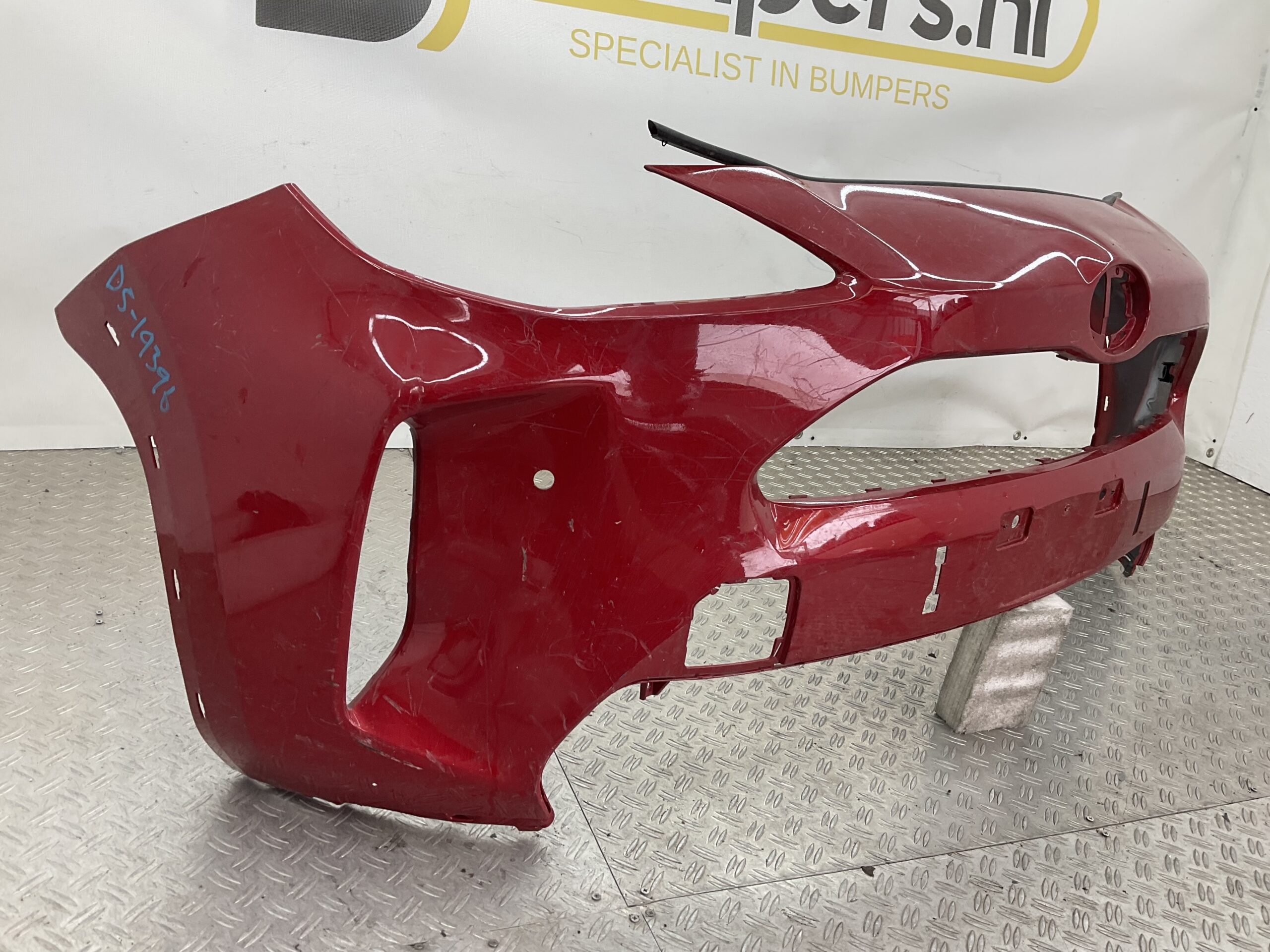 Bumper Toyota Yaris Cross 20-25 52119-0DC20 Voorbumper D5-19396