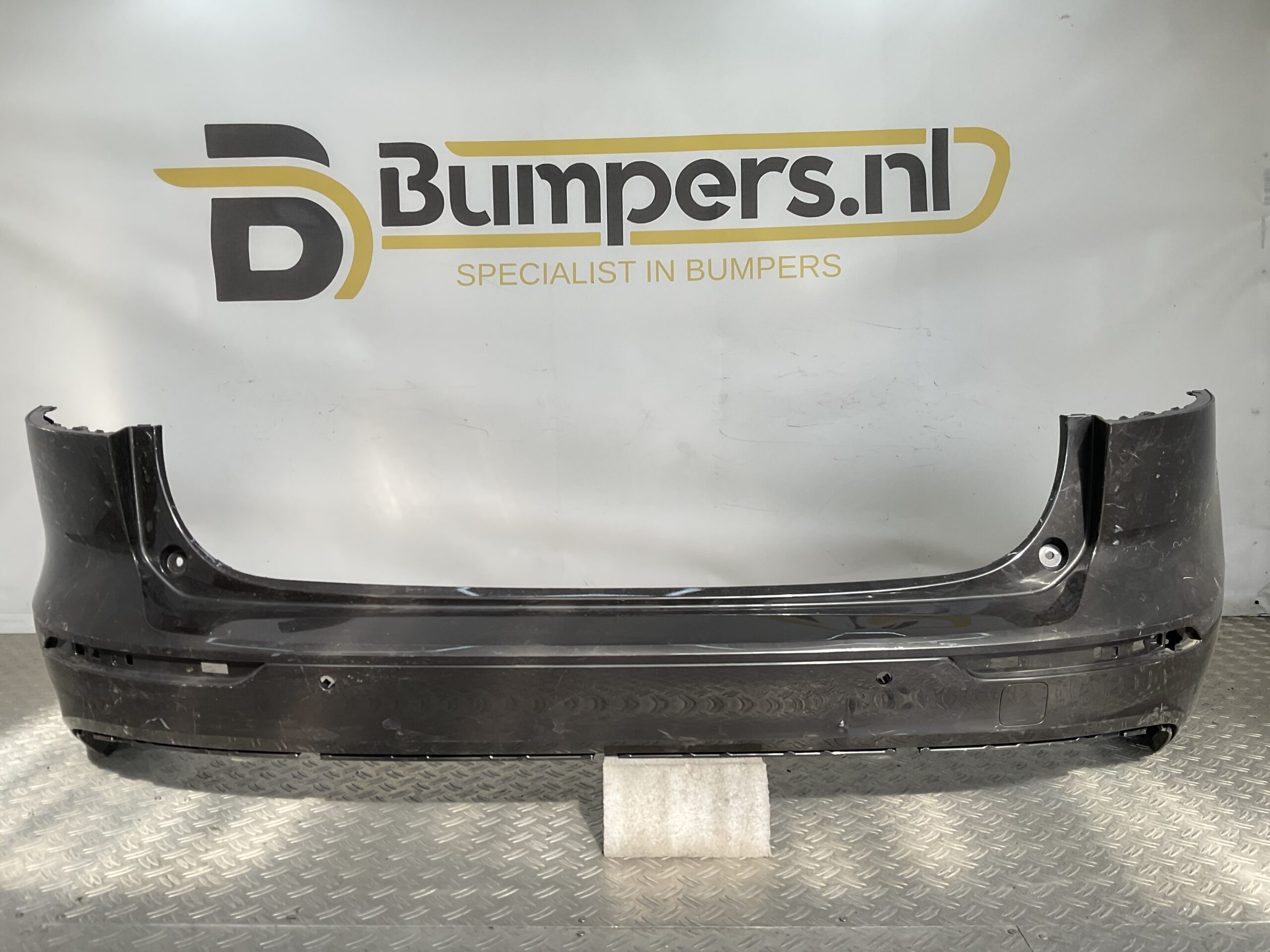 Bumper Volvo V60 II Rdesign R-Design 18-21 31688837 Achterbumper F1-19519