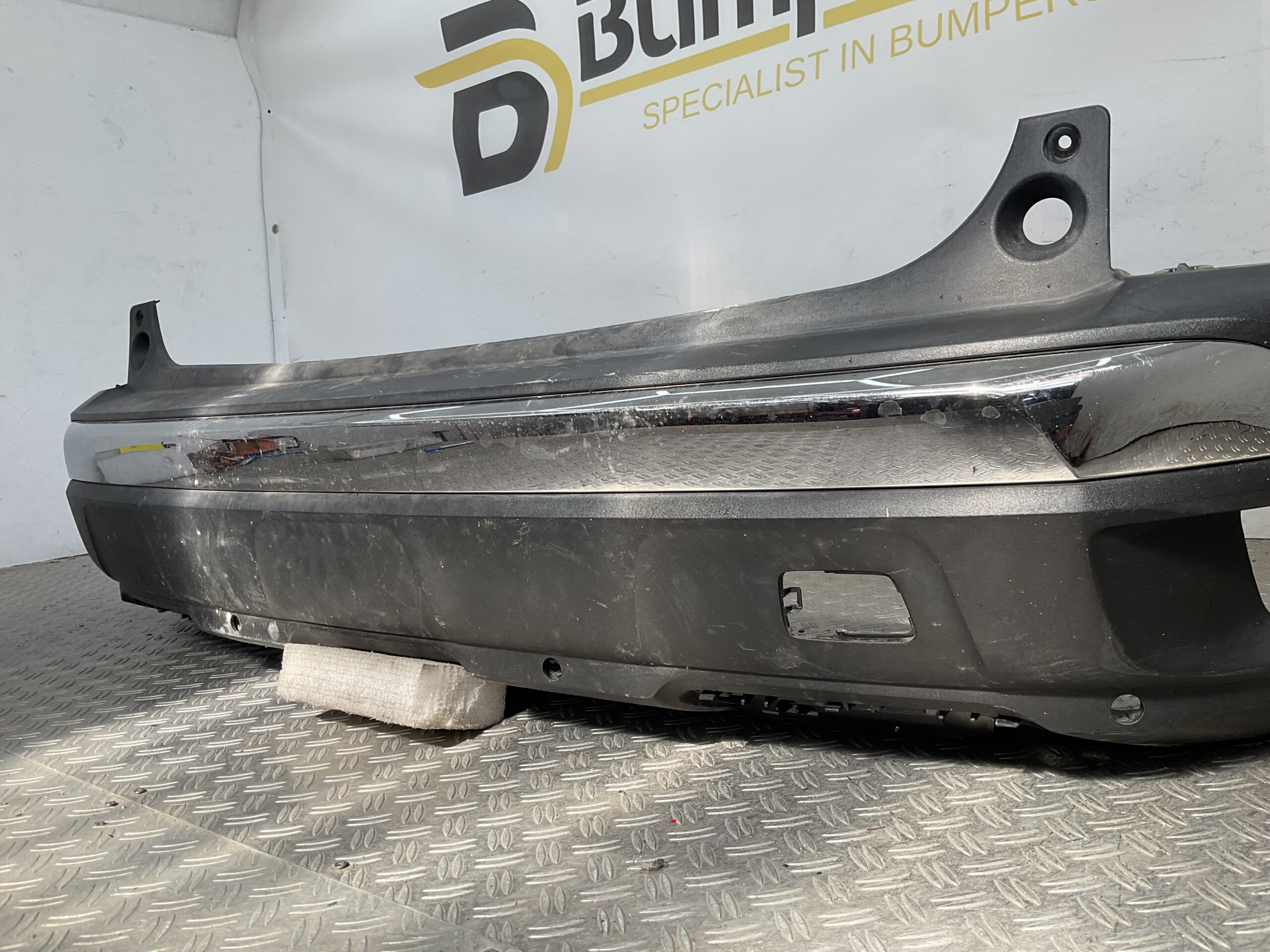 Bumper Peugeot 3008 16-21 9811865077 Achterbumper F1-19529