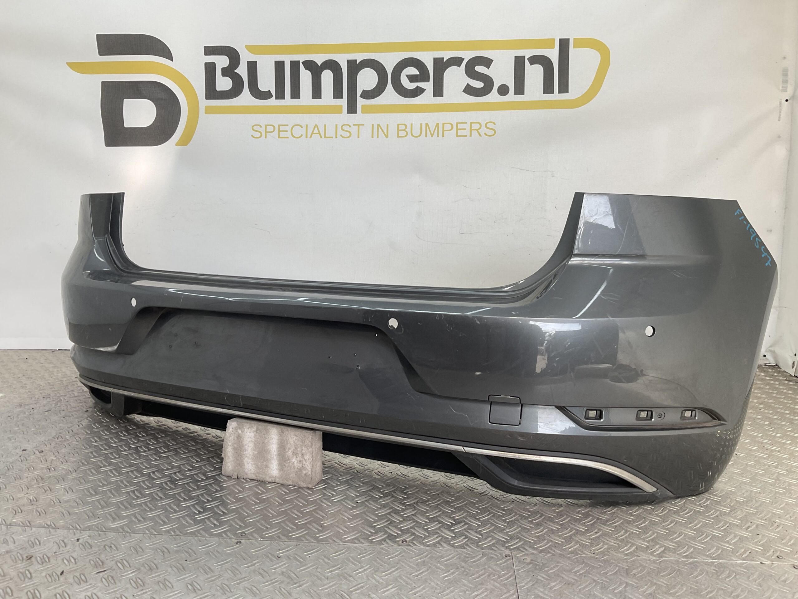 Bumper Volkswagen VW Golf 7 13-20 5G6807421BK Achterbumper F1-19547