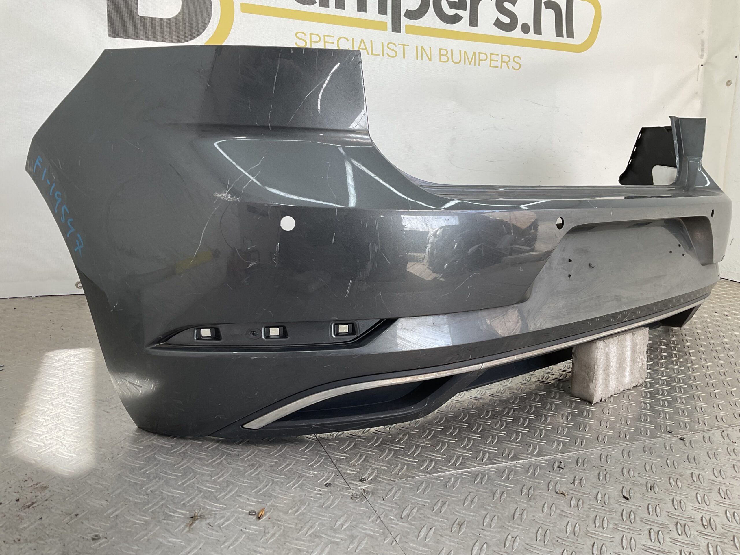 Bumper Volkswagen VW Golf 7 13-20 5G6807421BK Achterbumper F1-19547