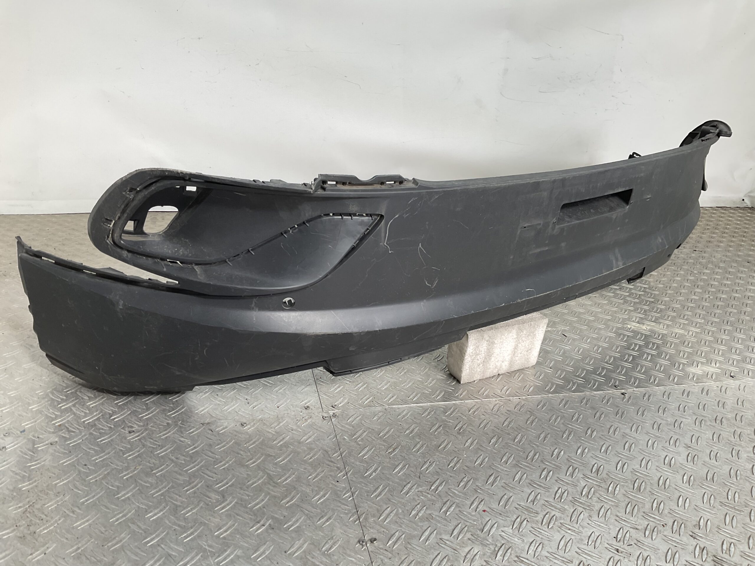 Bumper Volkswagen id4 20-22 11A807521D9B9 Achterbumper F1-19621