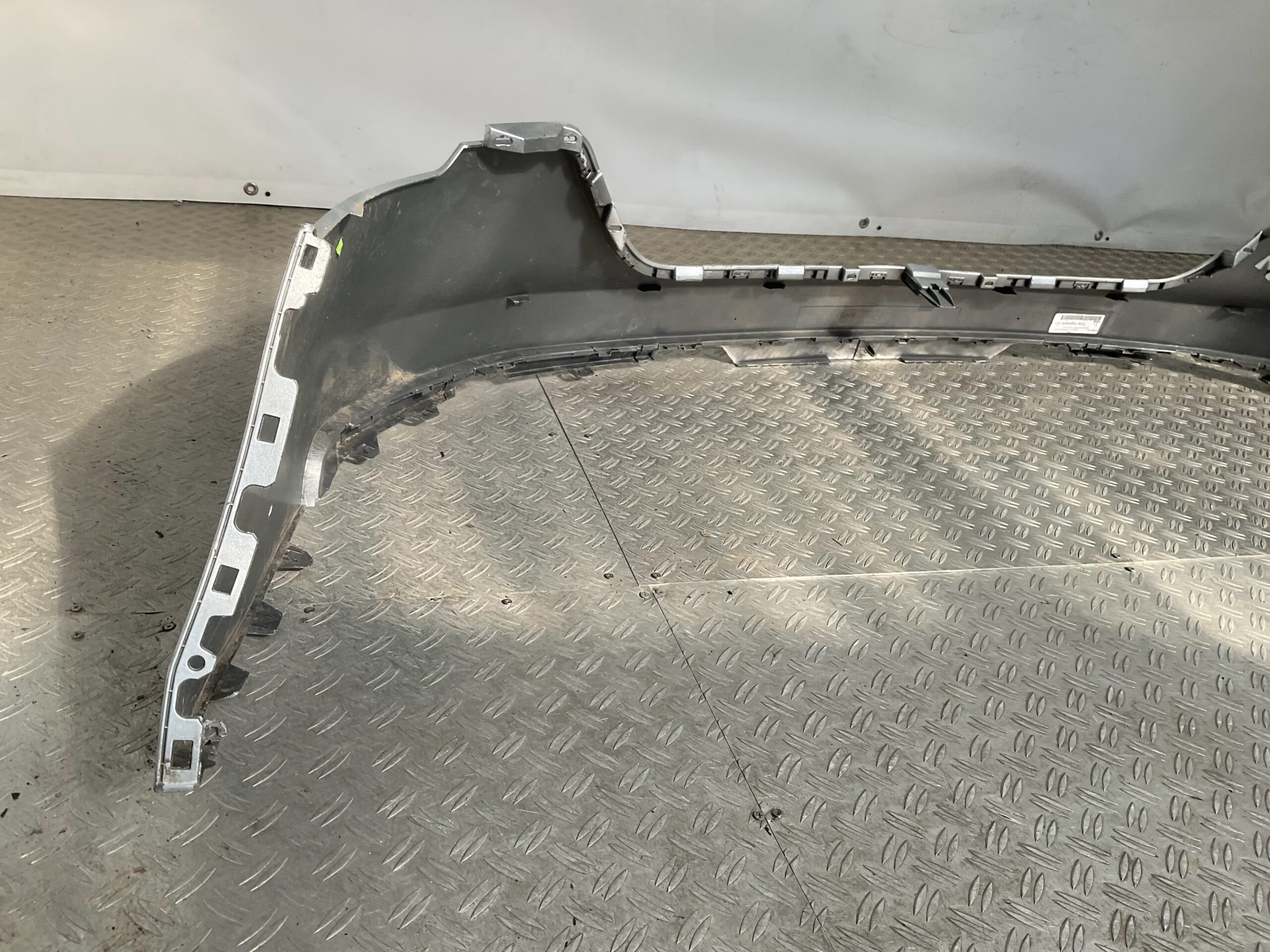 Bumper Renault Trafic Facelift 22-25 620226941R X82PH2 Voorbumper F10-19448