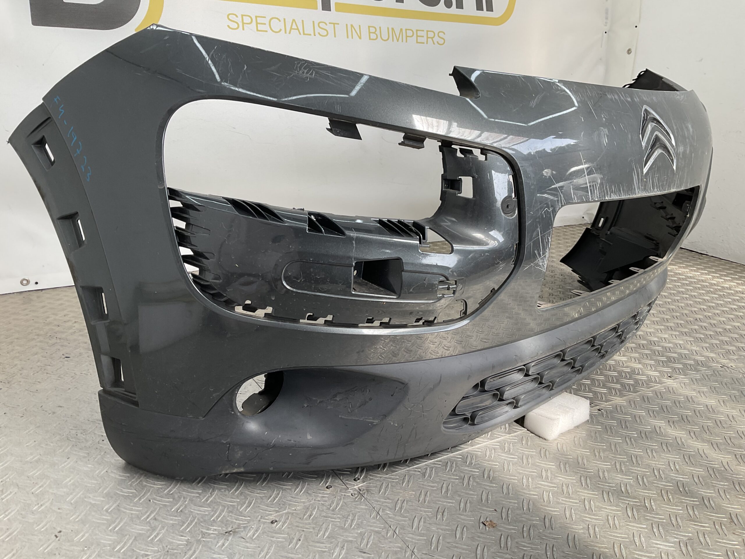 Bumper Citroen C4 Cactus 9801741077 Voorbumper F4-19723
