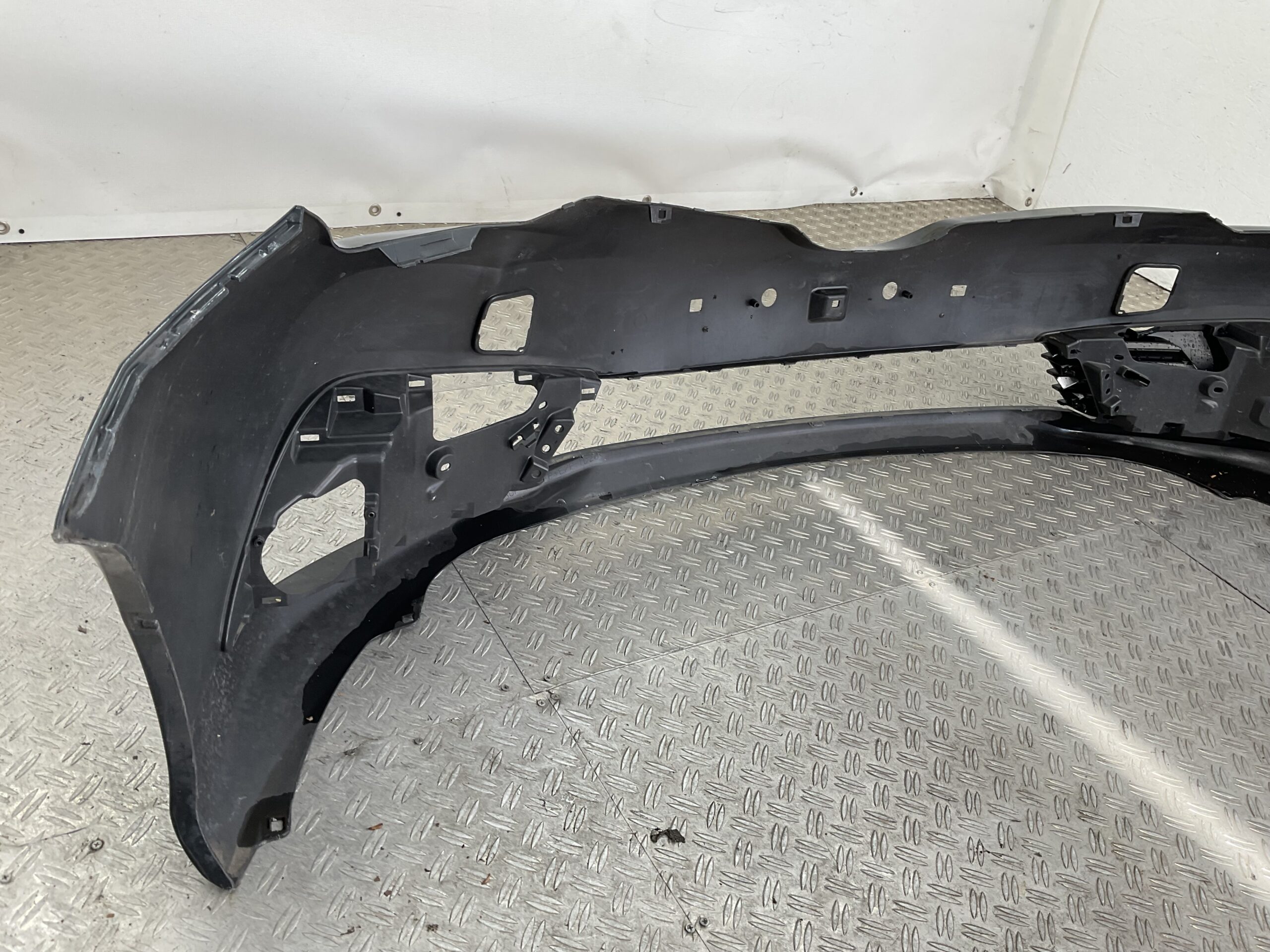 Bumper Toyota Auris 2 Facelift 16-21 52119-02K40 Voorbumper D9-19737