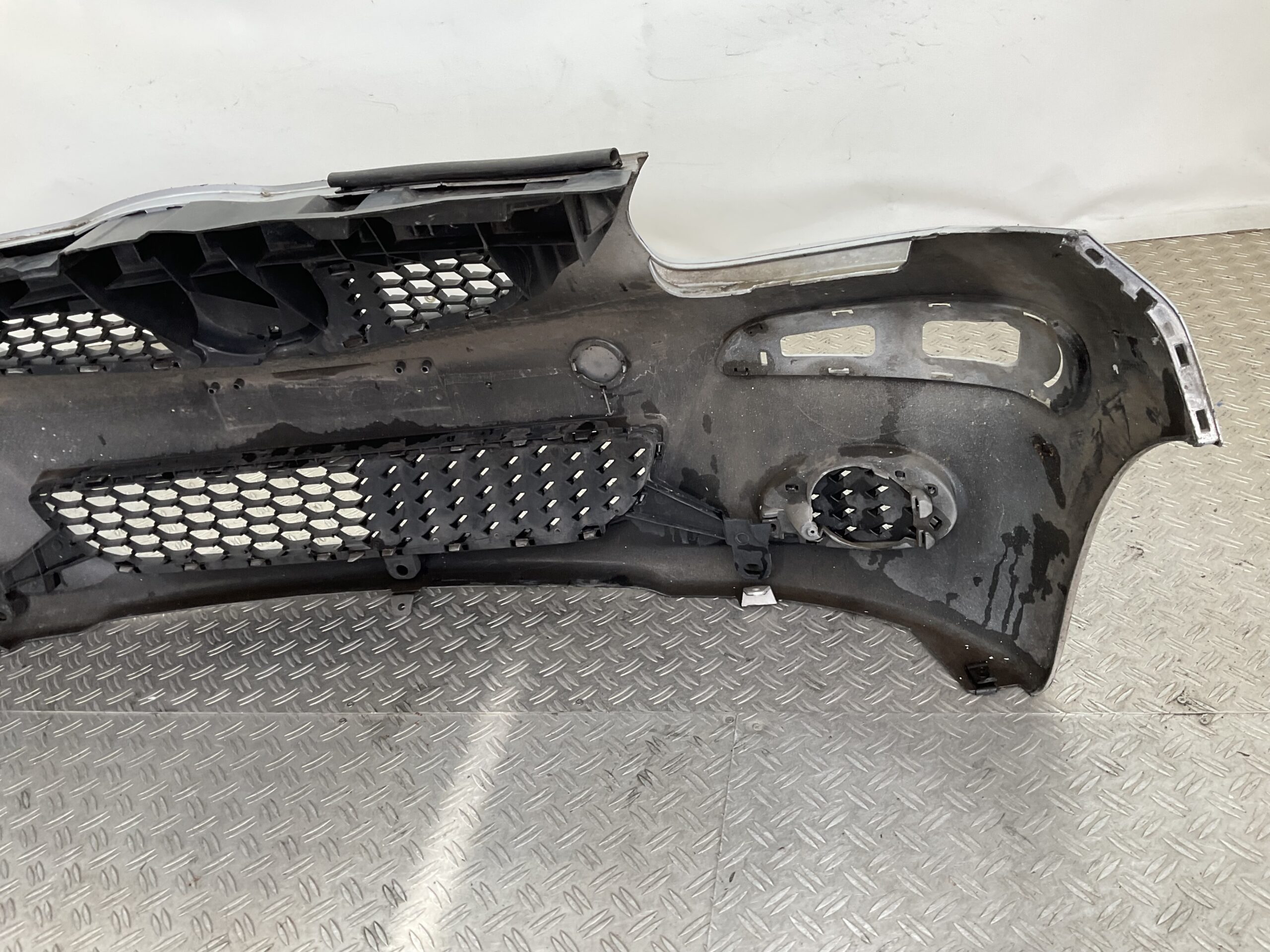 BUMPER Toyota Aygo 2008-2012 53111-0H020 VOORBUMPER D1-19741
