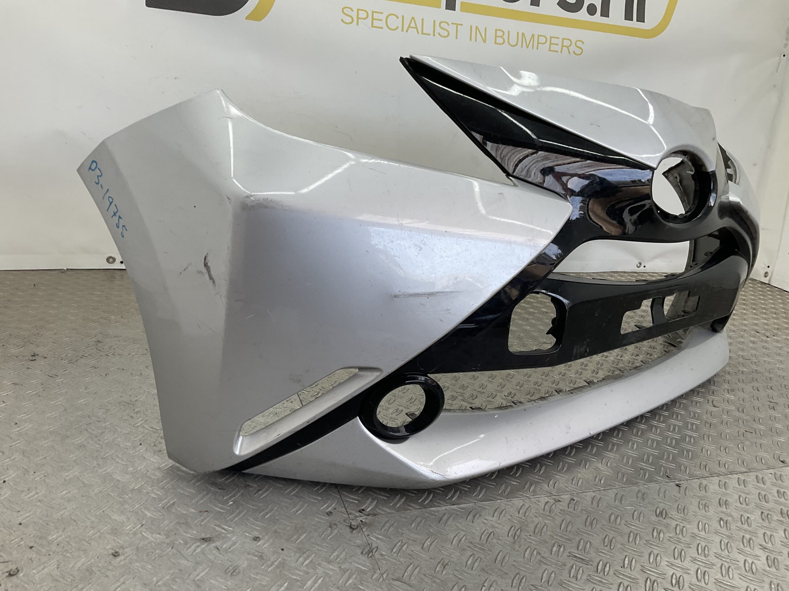 BUMPER Toyota Aygo 2014-2017 52112-0H020 VOORBUMPER D3-19755
