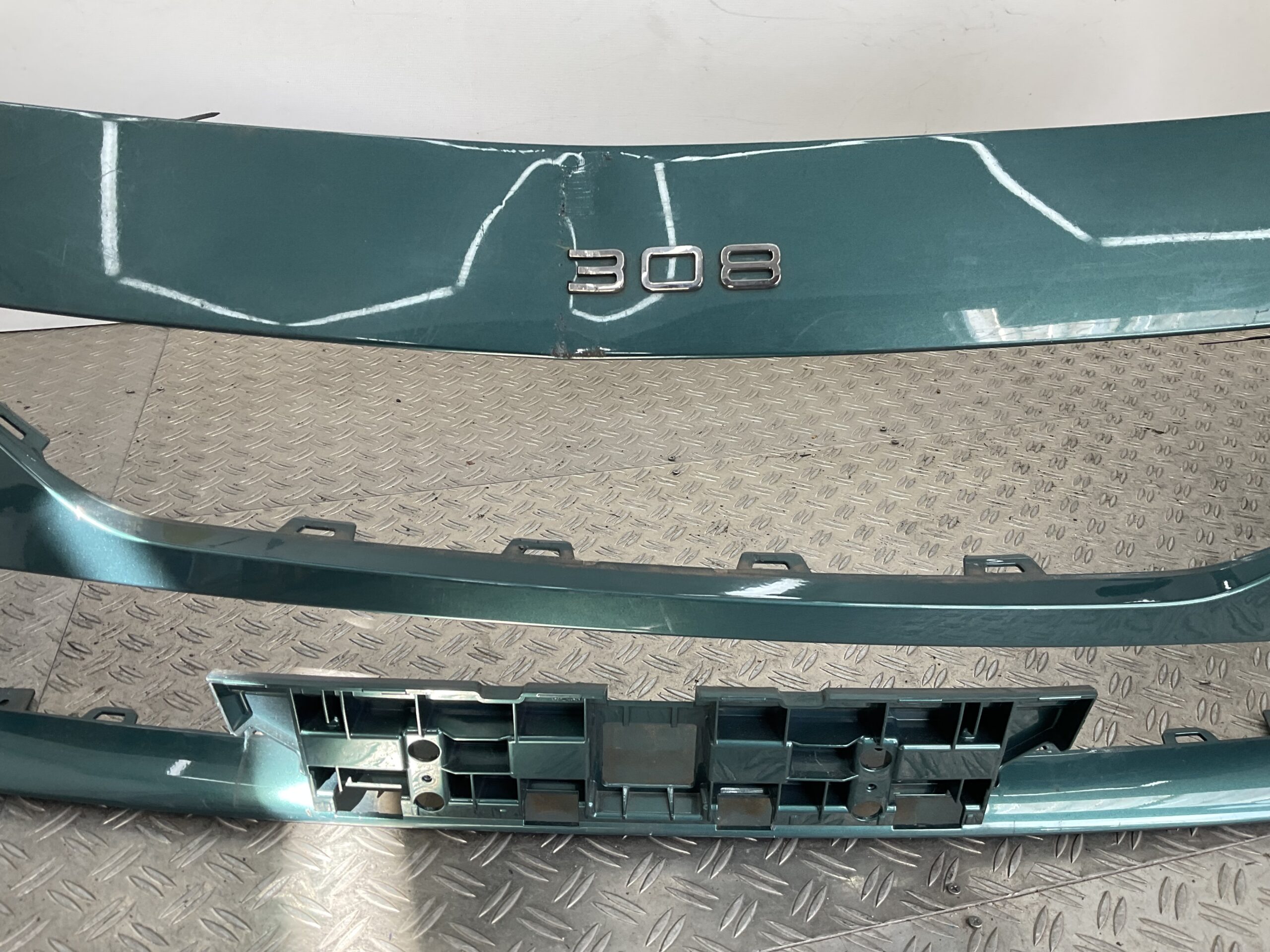 BUMPER Peugeot 308 2022-2025 9838074780 Voorbumper J4-19767