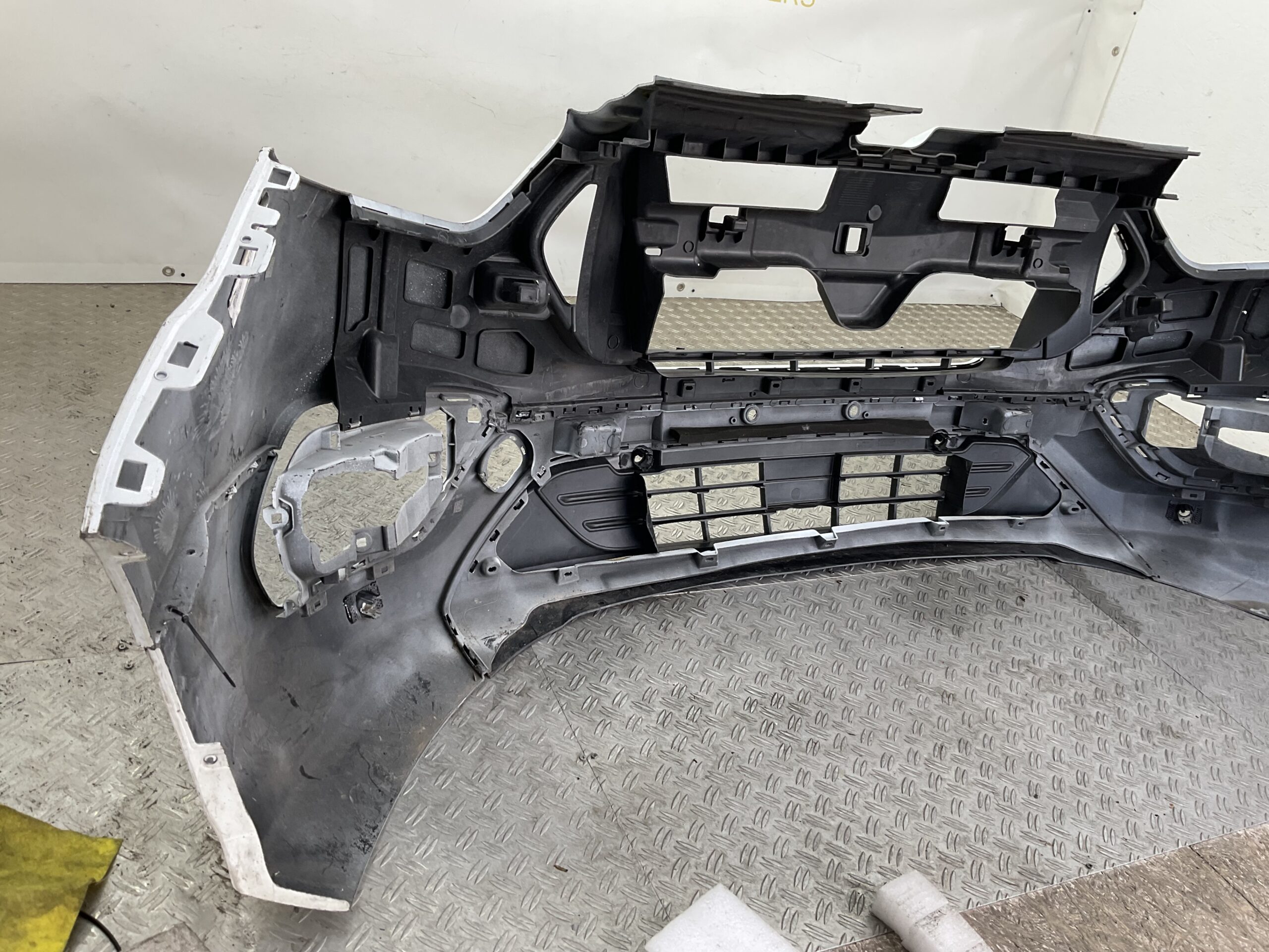 Bumper Ford Transit Facelift 2018-2023 JK21-R17757-A Voorbumper D1-19838