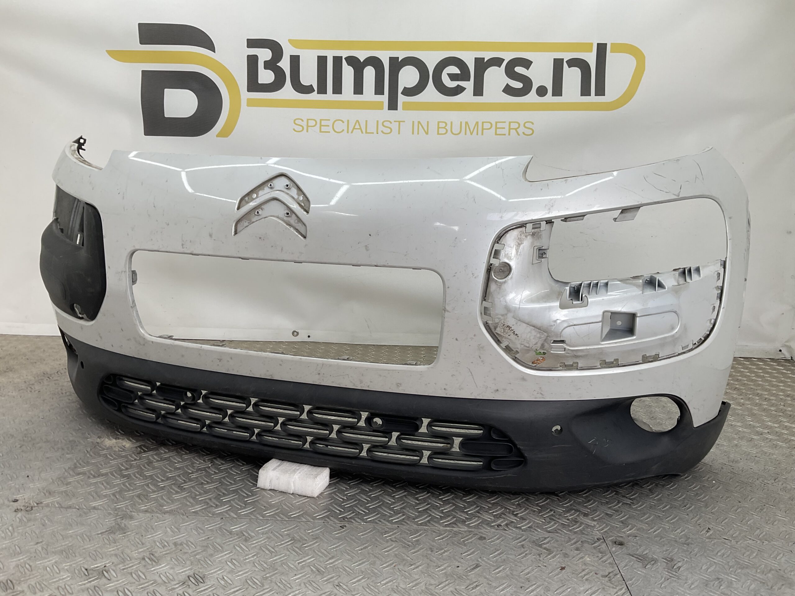 Bumper Citroen C4 Cactus 9801741077 Voorbumper F4-19779