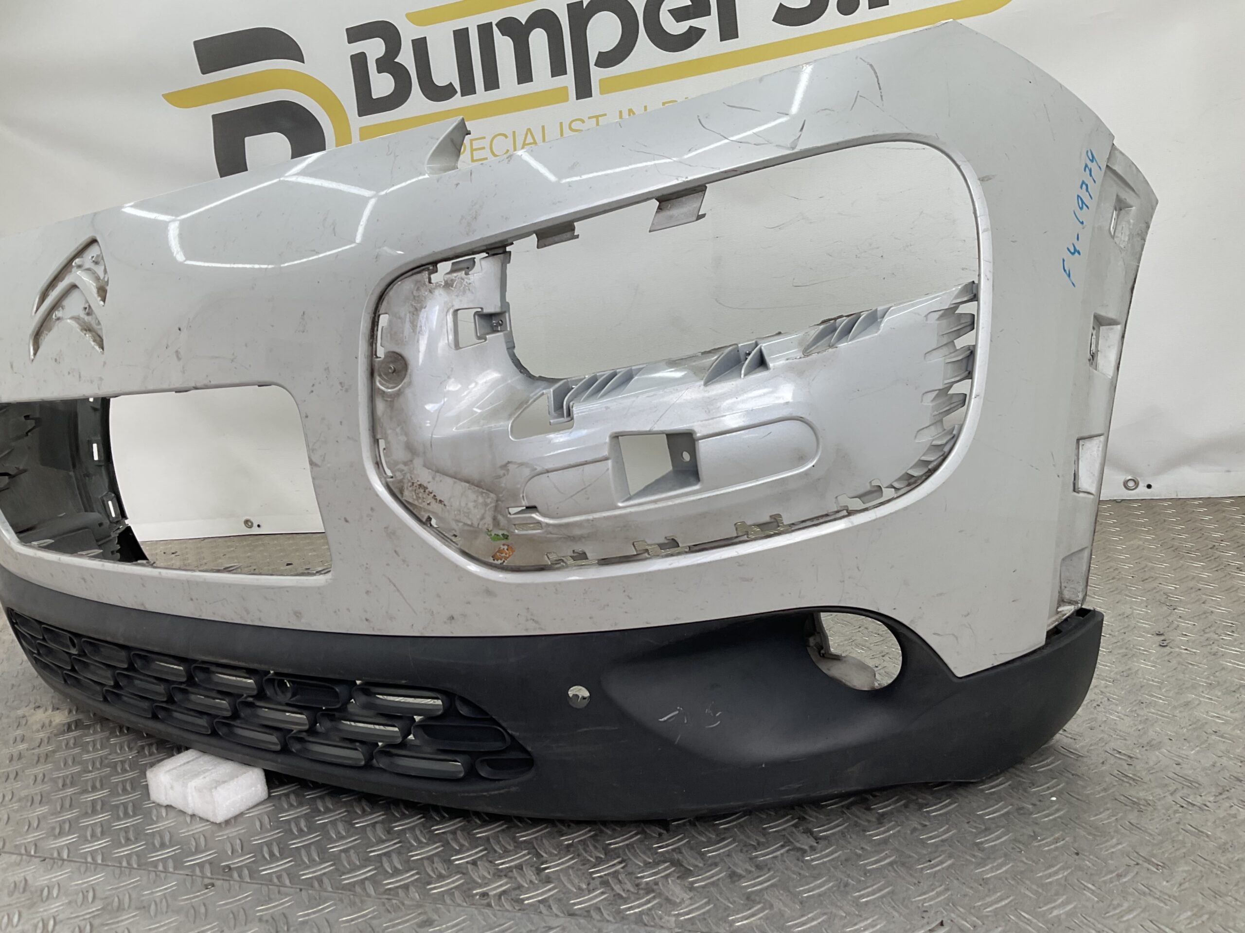Bumper Citroen C4 Cactus 9801741077 Voorbumper F4-19779