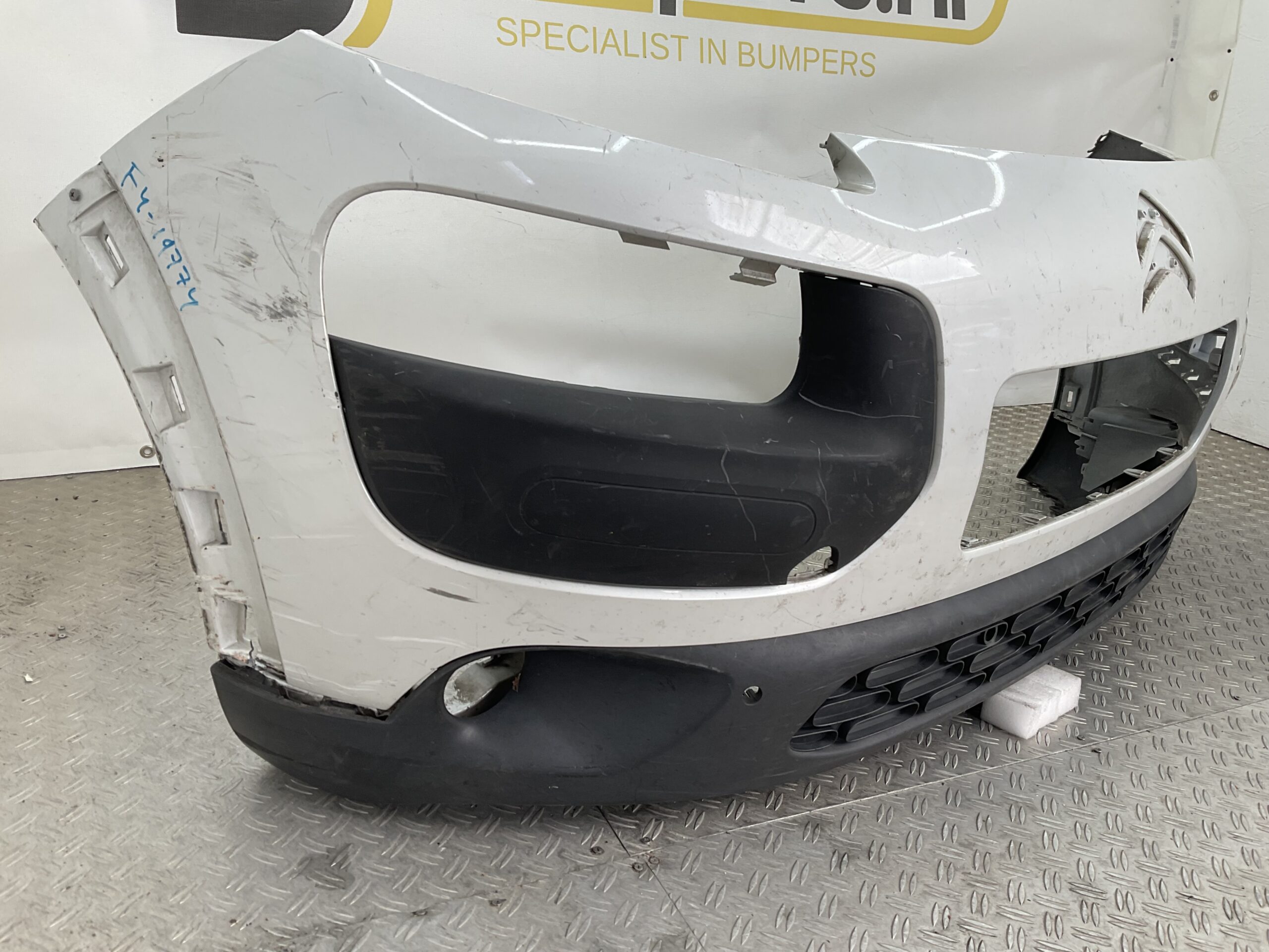 Bumper Citroen C4 Cactus 9801741077 Voorbumper F4-19779