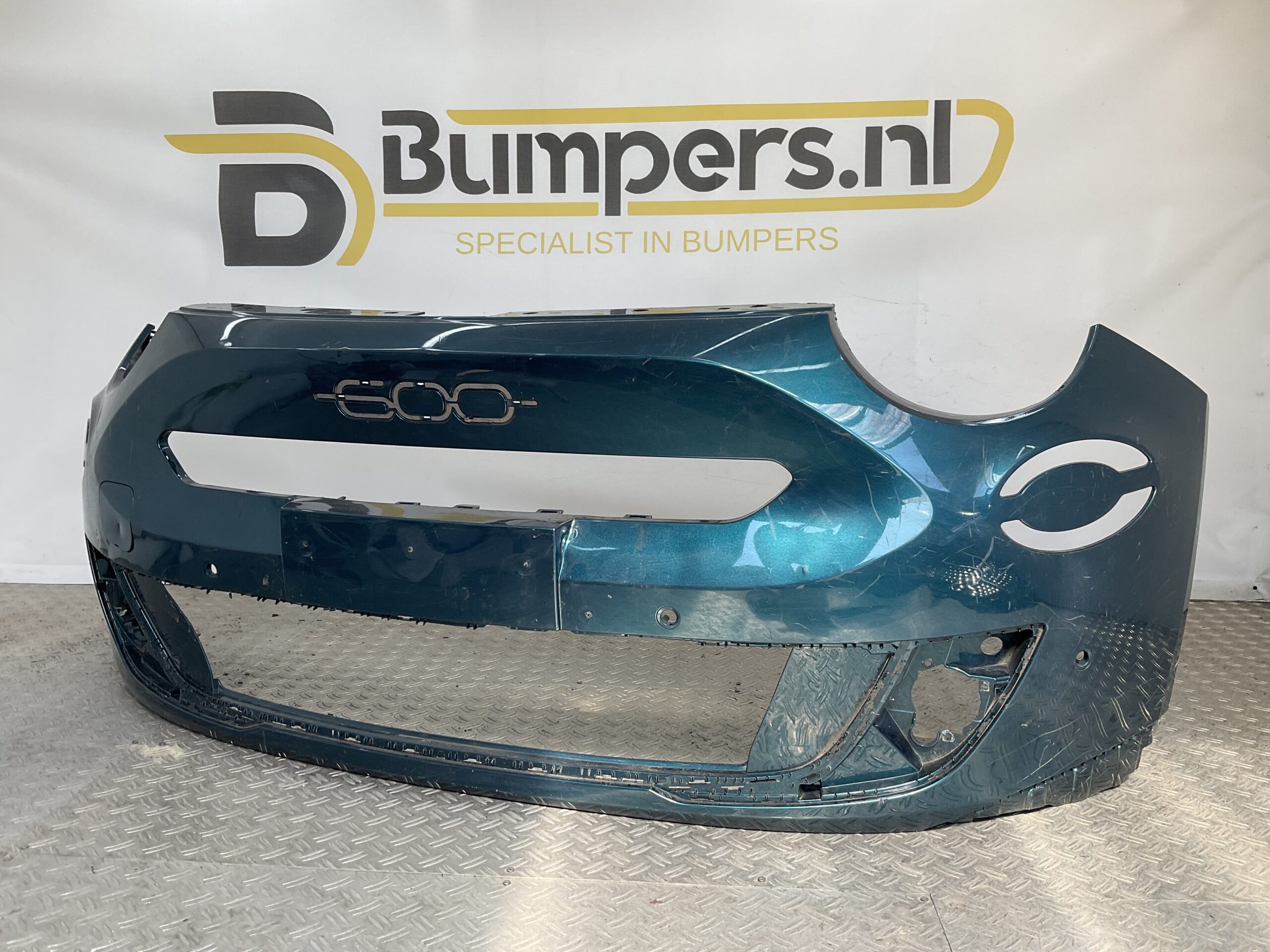 Bumper Fiat 600 2024 735763132 Voorbumper B7-19861