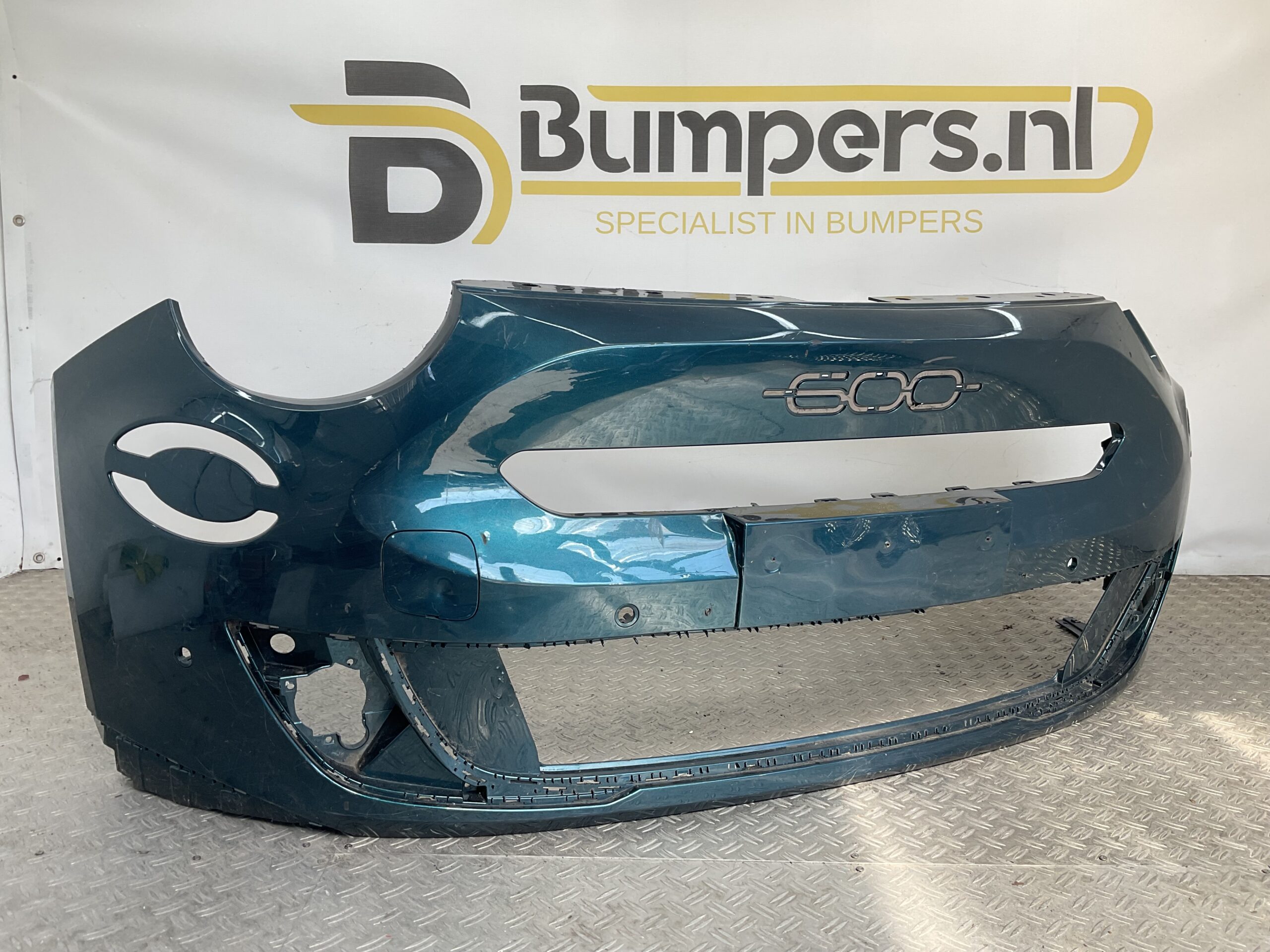 Bumper Fiat 600 2024 735763132 Voorbumper B7-19861