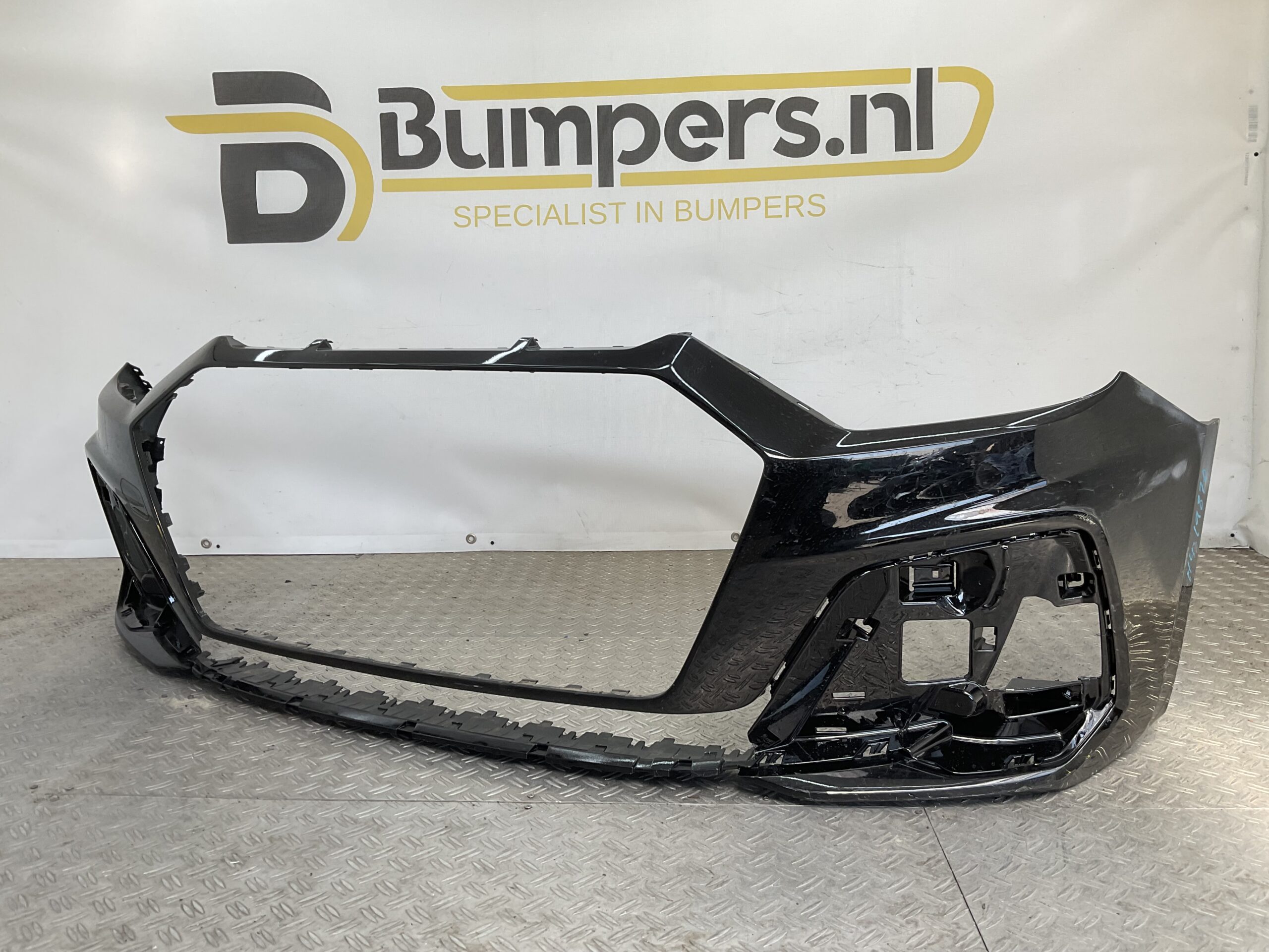 Bumper Audi A1 82A Sline S-Line 19-23 82A807437F Voorbumper H4-19870