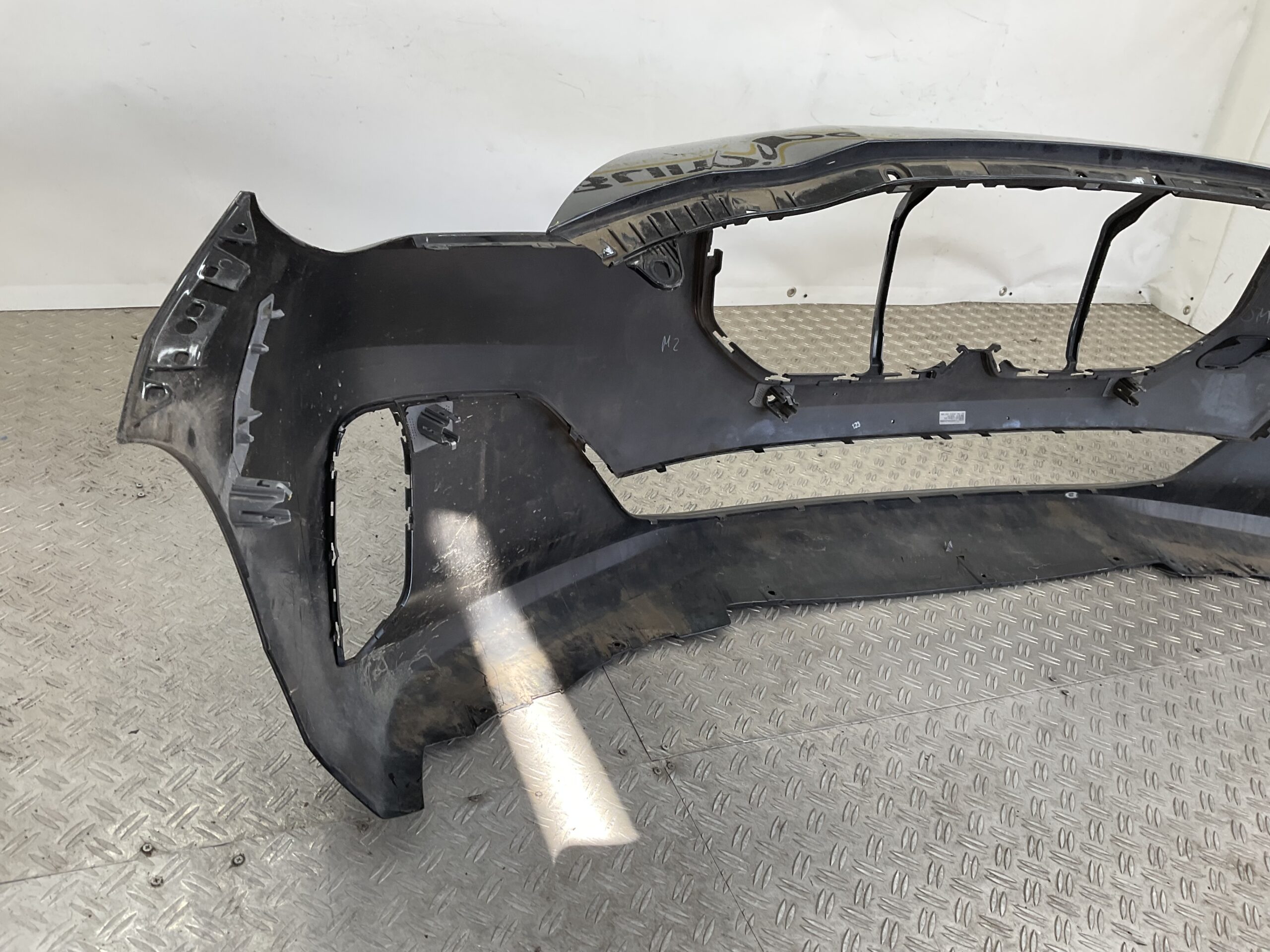 Bumper BMW Active Tourer U06 2022 51117328677 PL991253-10 Voorbumper K10-19885