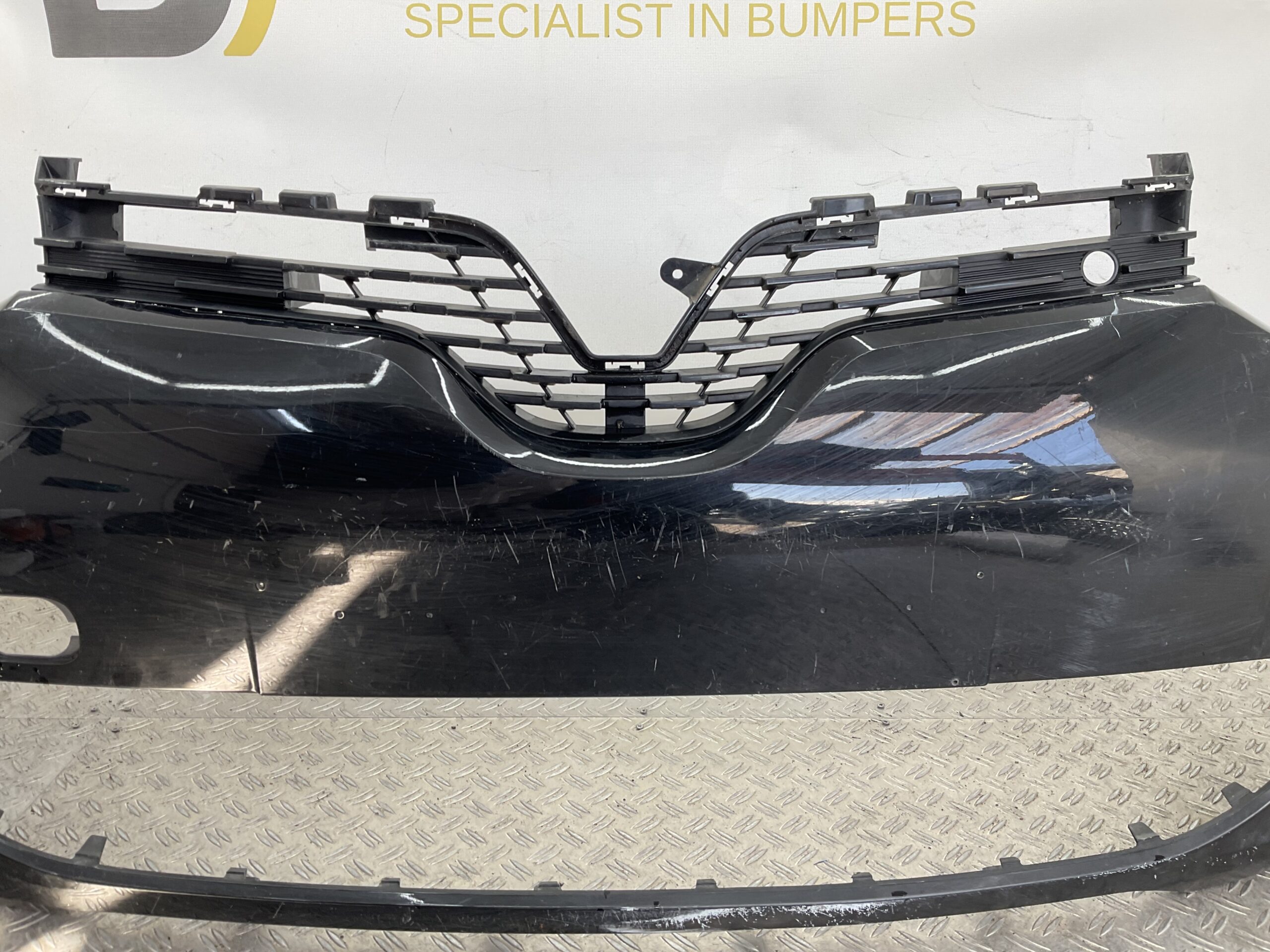 BUMPER Renault Twingo 4 Facelift 2021-2024 620221014R VOORBUMPER F3-19892