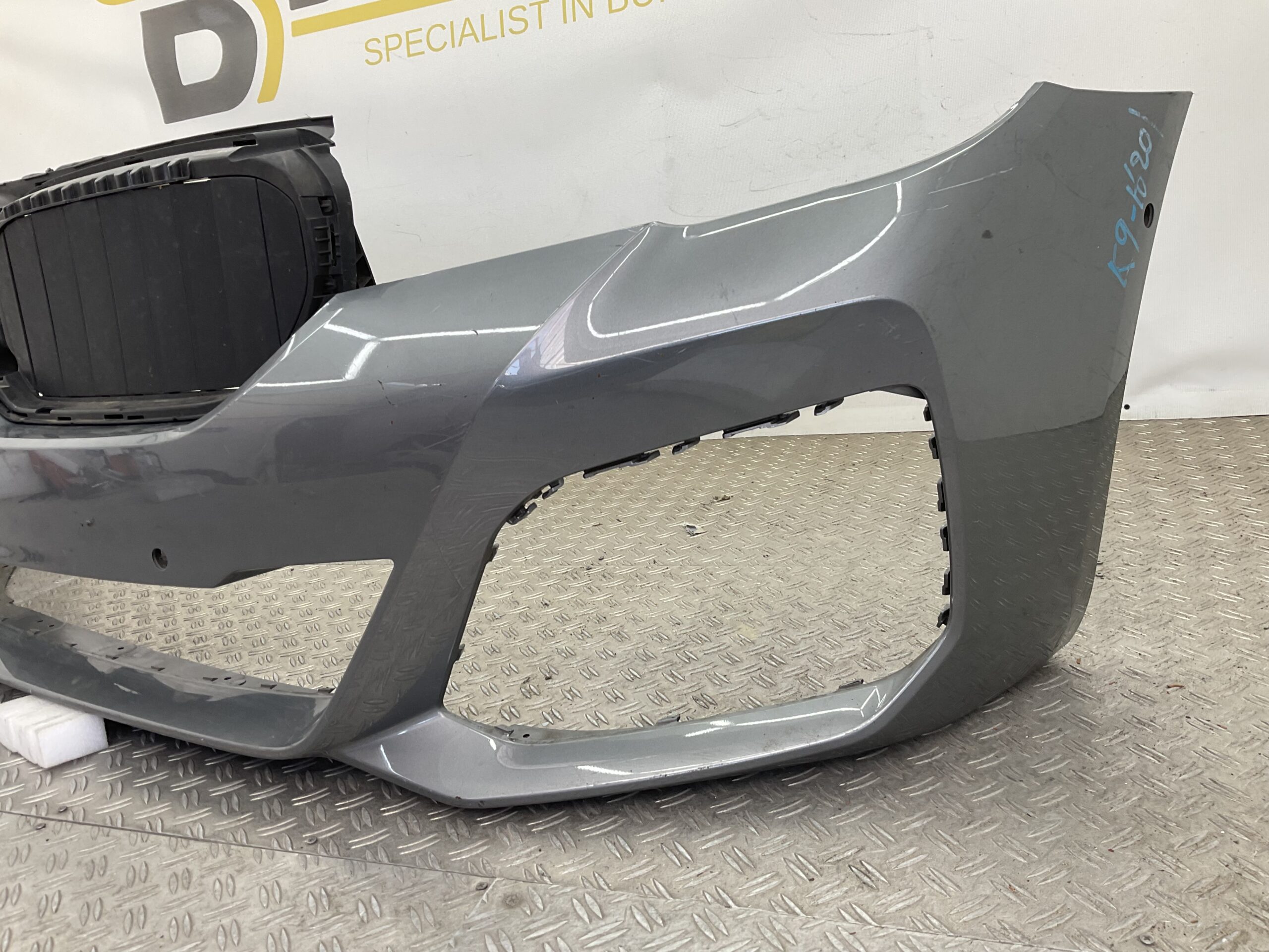 Bumper BMW 5 Serie G30 G31 51118098644 Voorbumper K9-16201