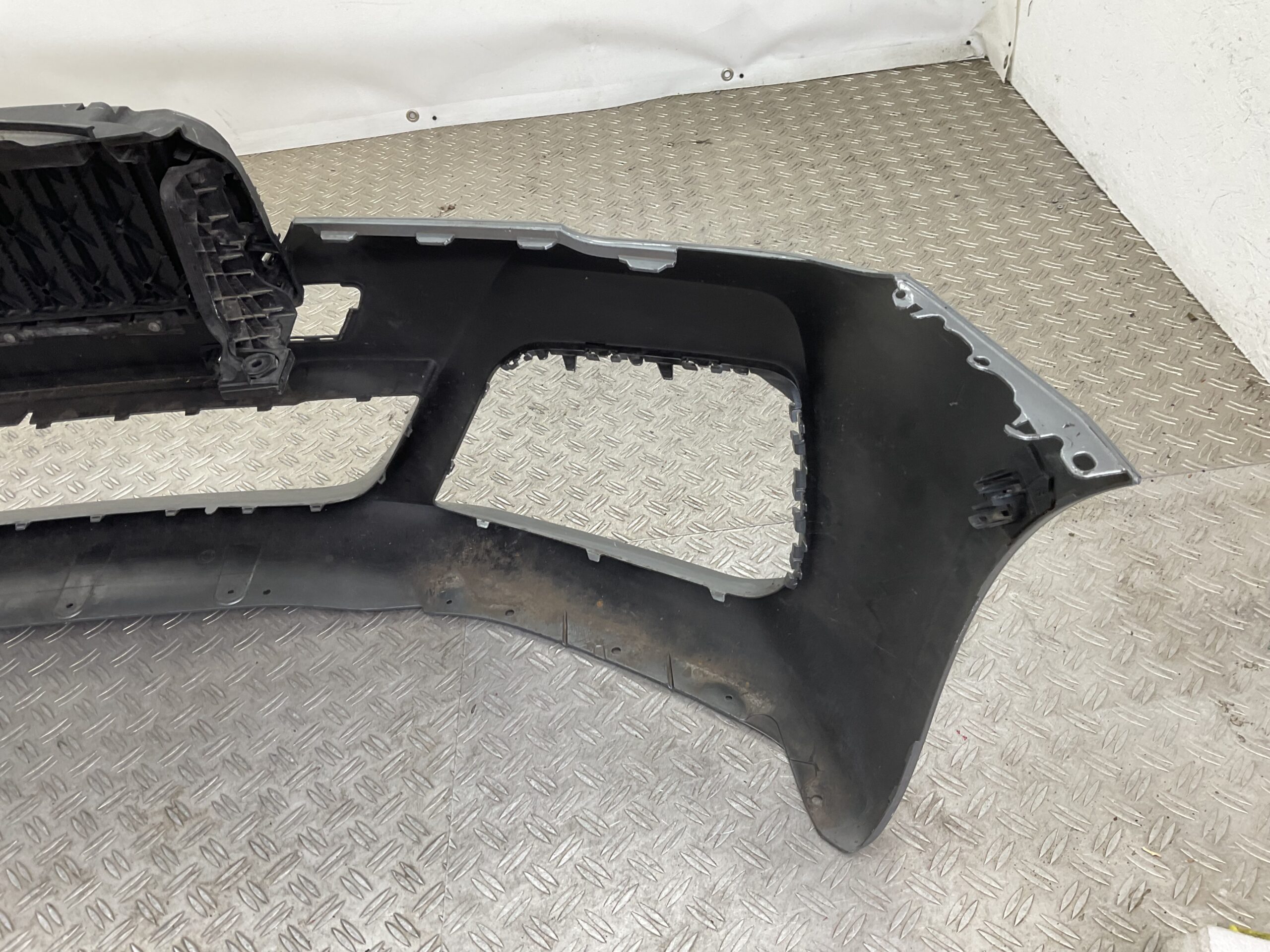 Bumper BMW 5 Serie G30 G31 51118098644 Voorbumper K9-16201