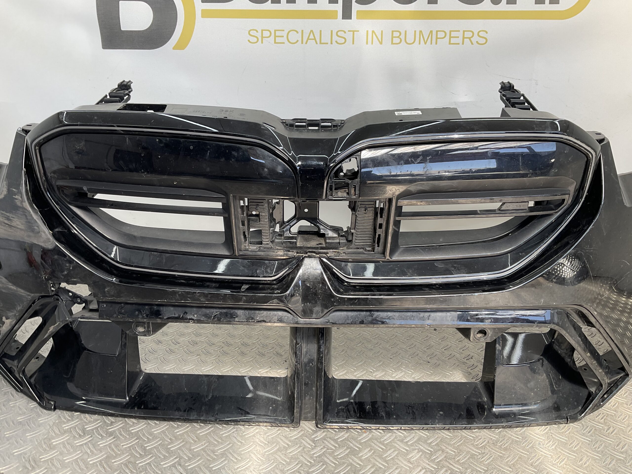 Bumper BMW 5 serie M5 G90 2024-2026 LED GRILL 51118084983 Voorbumper K5-19921