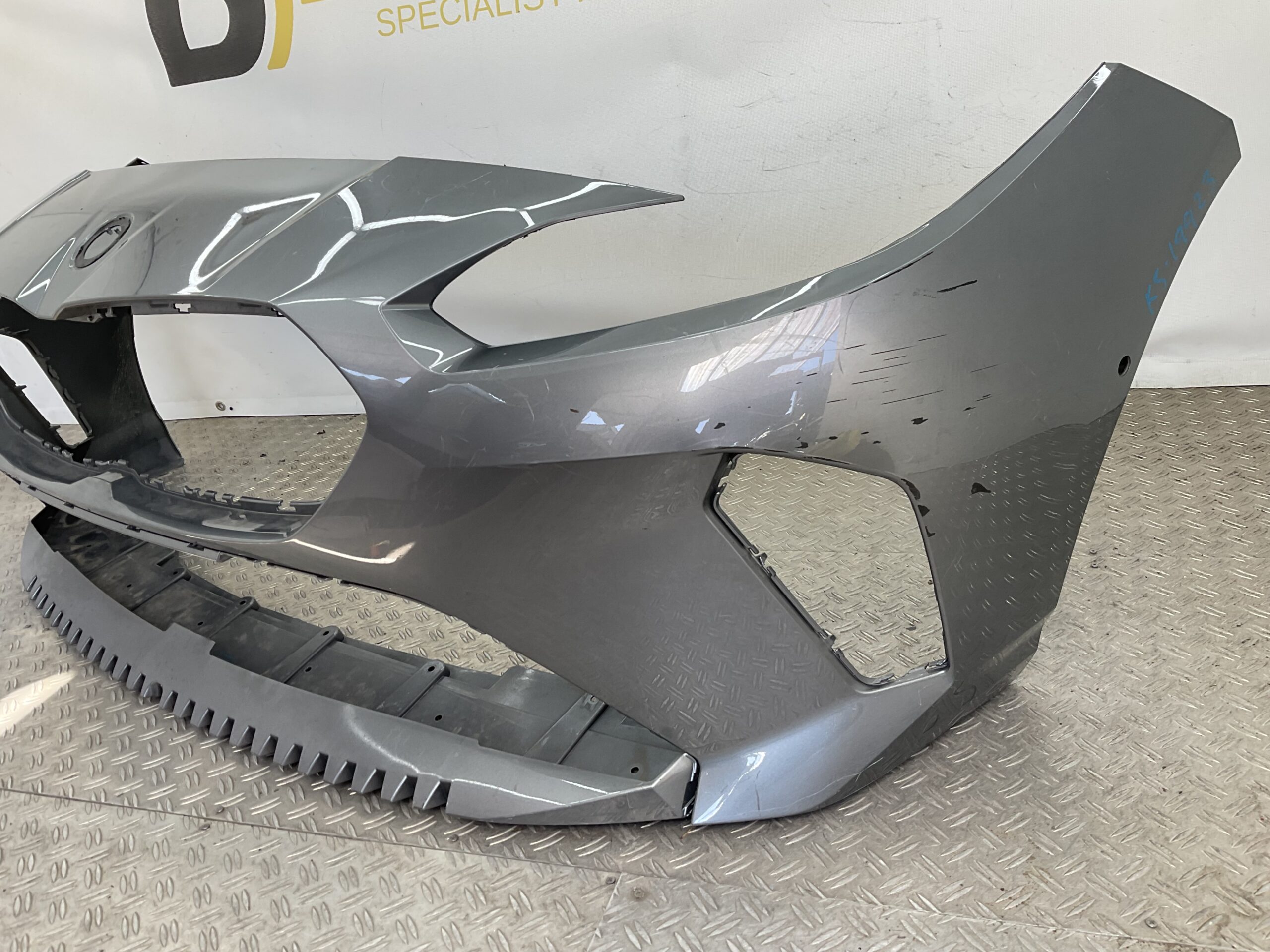 Bumper BMW 1 Serie F70 M Sport M-Pakket M Pakket 51115A64E31 Voorbumper K5-19923