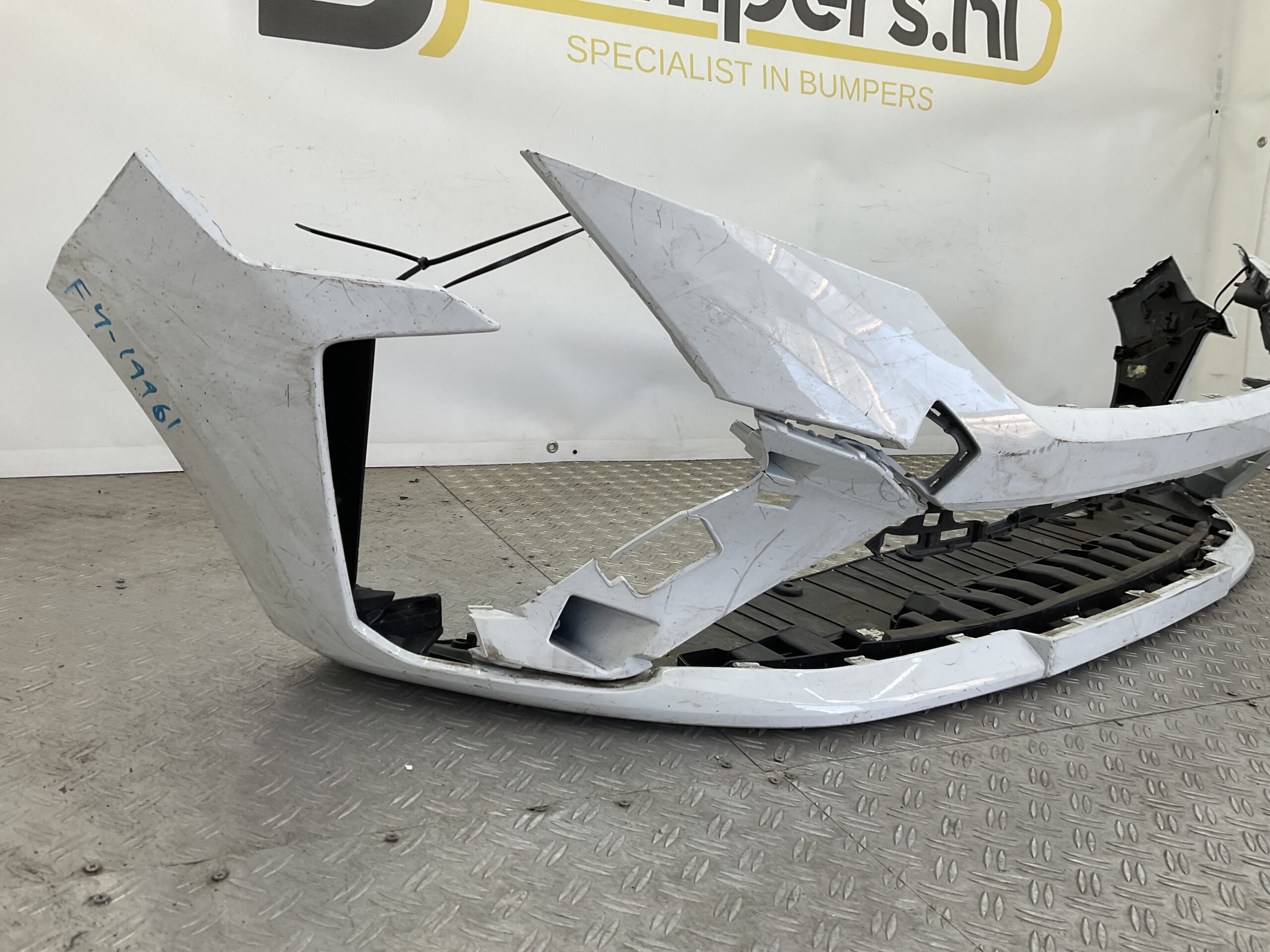 Bumper Renault Clio V Facelift 2023- 62010M325R Voorbumper F4-19961