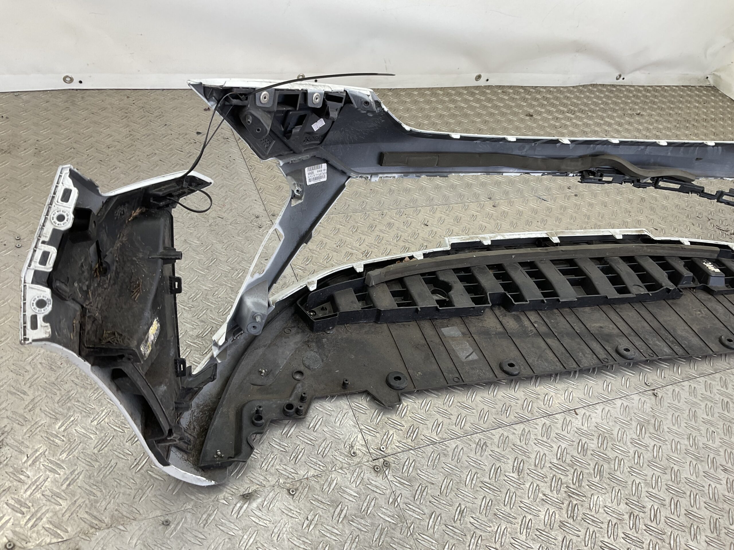Bumper Renault Clio V Facelift 2023- 62010M325R Voorbumper F4-19961