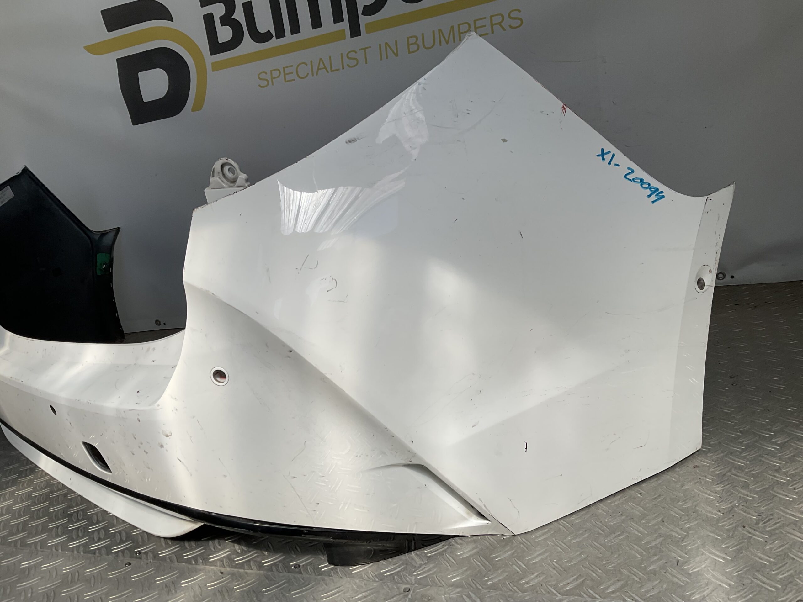 Bumper Toyota Corolla E21 Stationwagen 19-PDC 52159-02C80 Achterbumper X1-20094