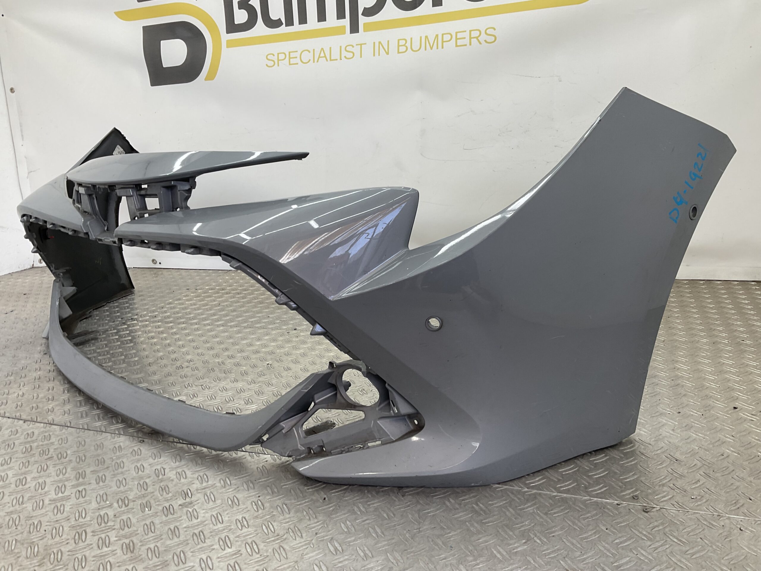 Bumper Toyota Corolla pdc 2018-2023 Voorbumper D4-19221